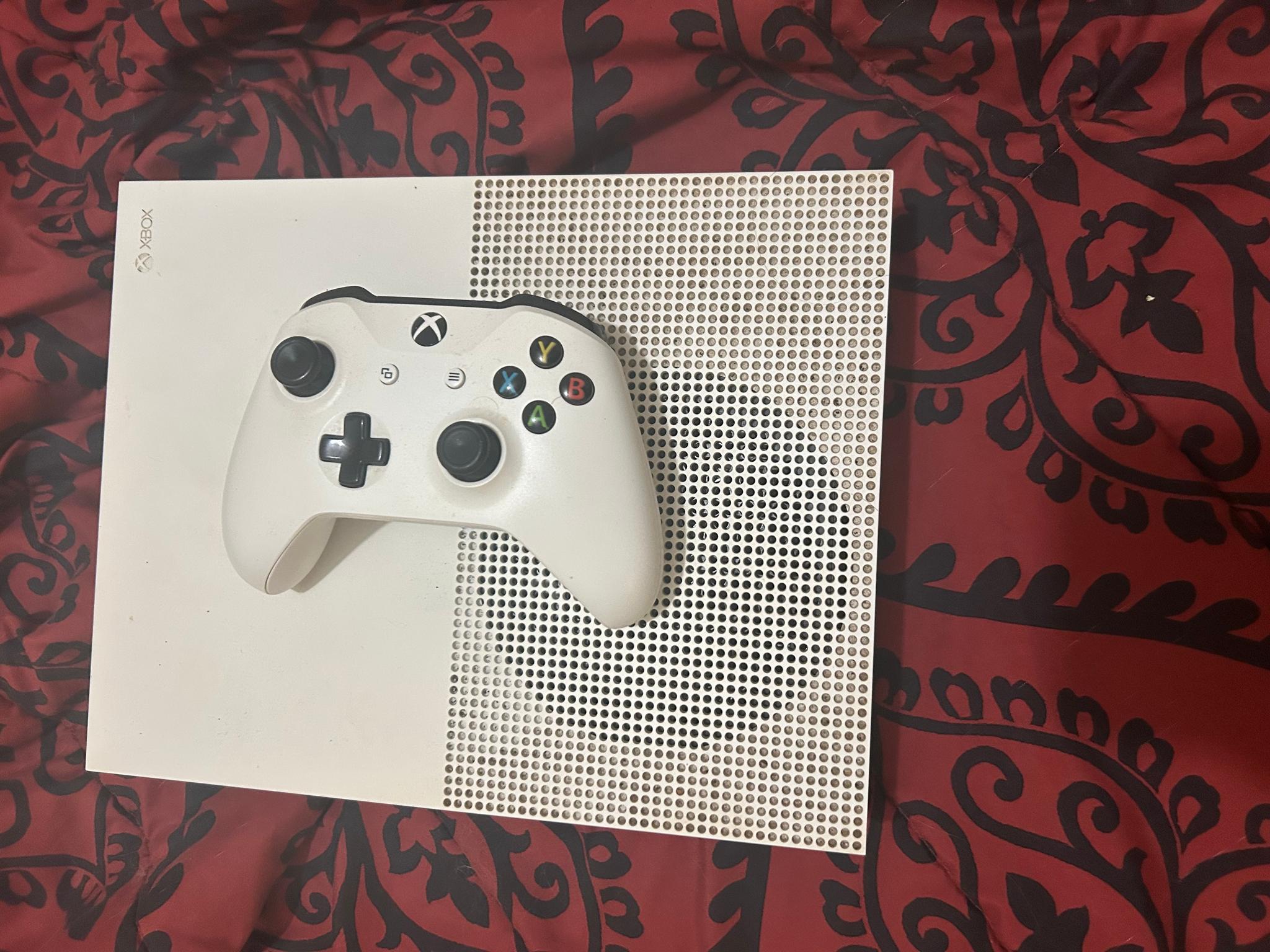 Xbox One S 1TB