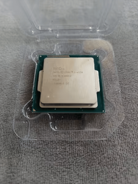Intel i5-4570 3.2 GHz Quad-Core Processor