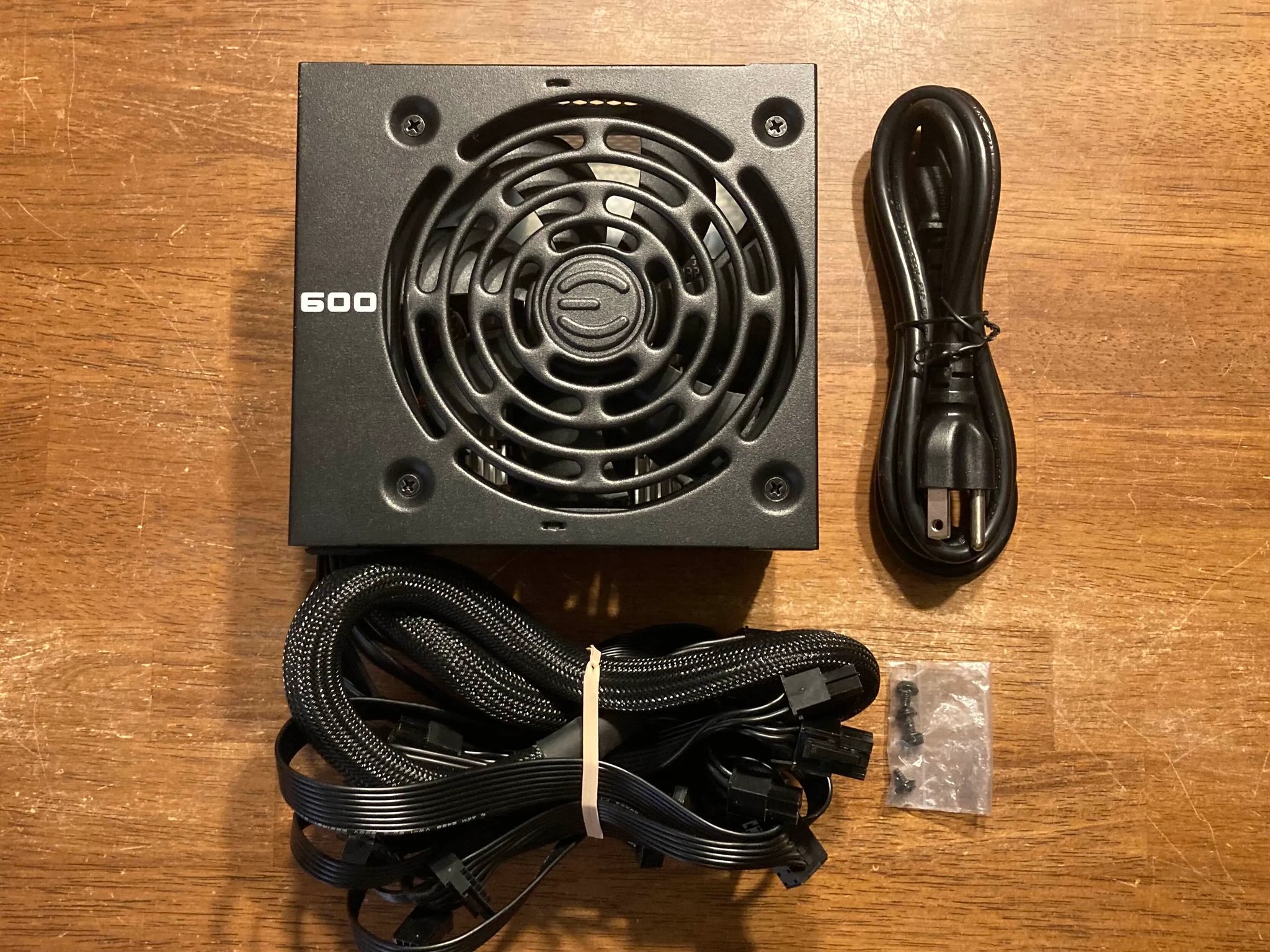 EVGA 600 W1 600 Watt 80+ White ATX Power Supply