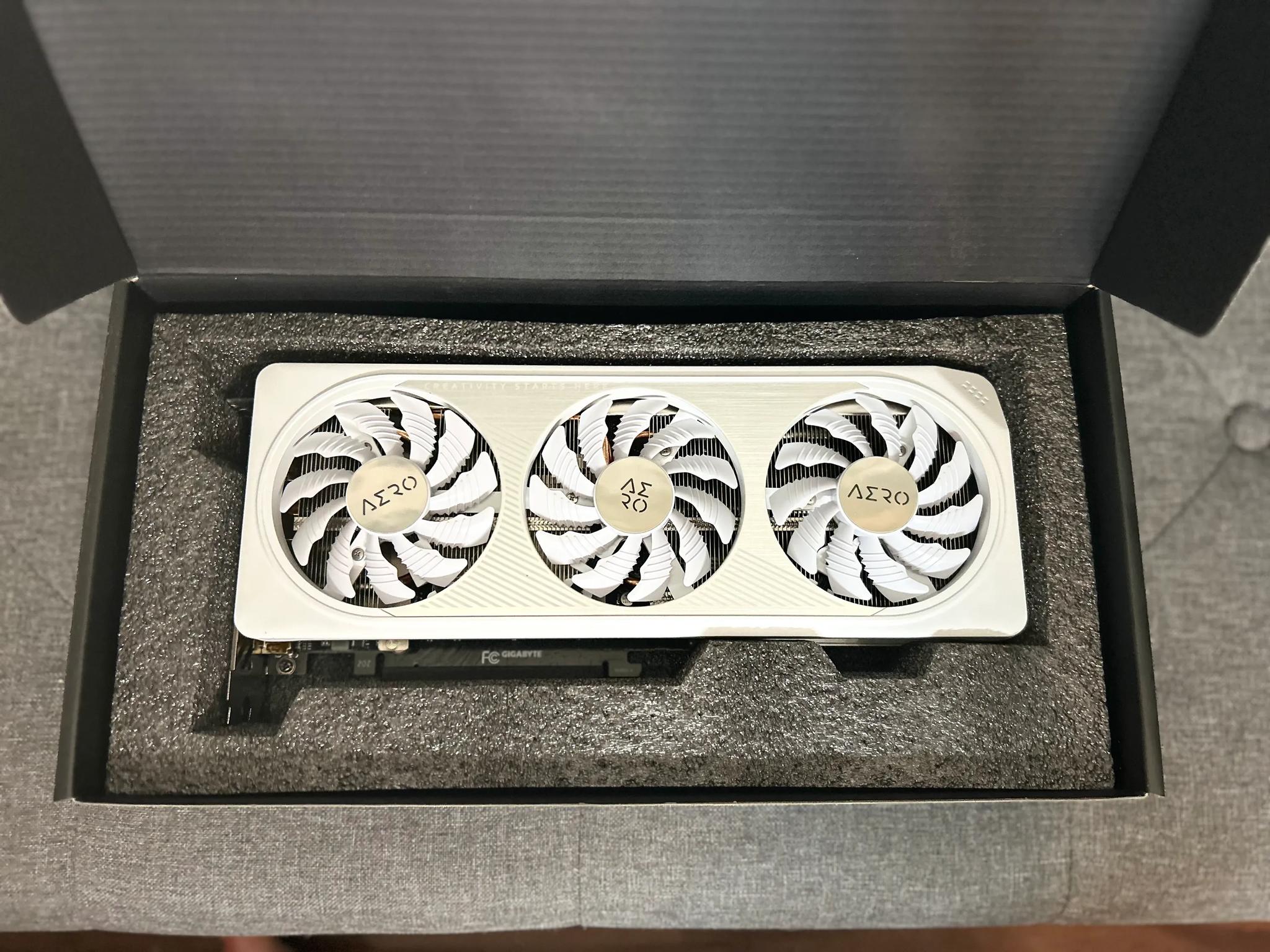 Lightly used Gigabyte RTX 4060 TI! Upgraded and just looking to sell it.