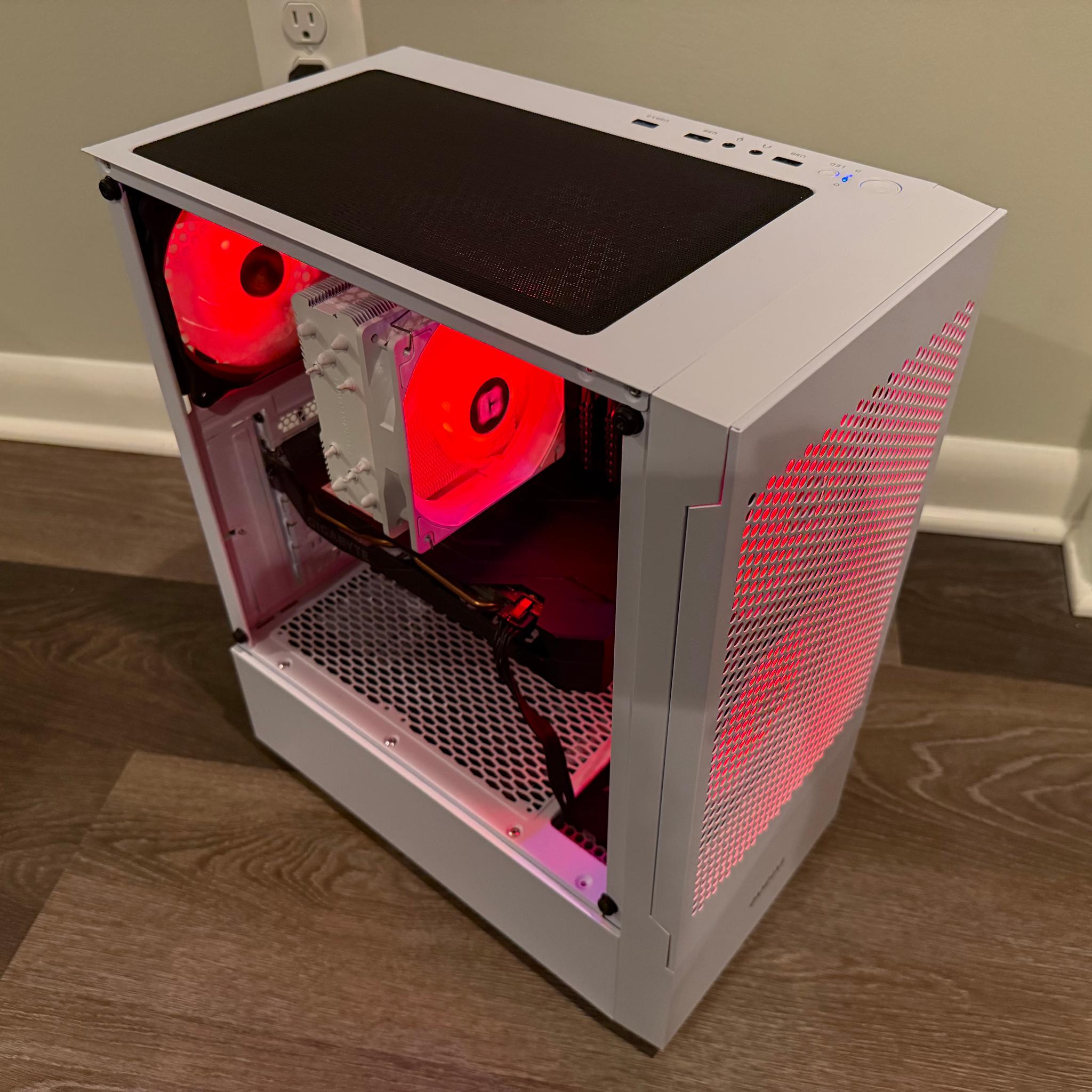 2060 Super, Ryzen 5 3600 Gaming PC 1080p Beast