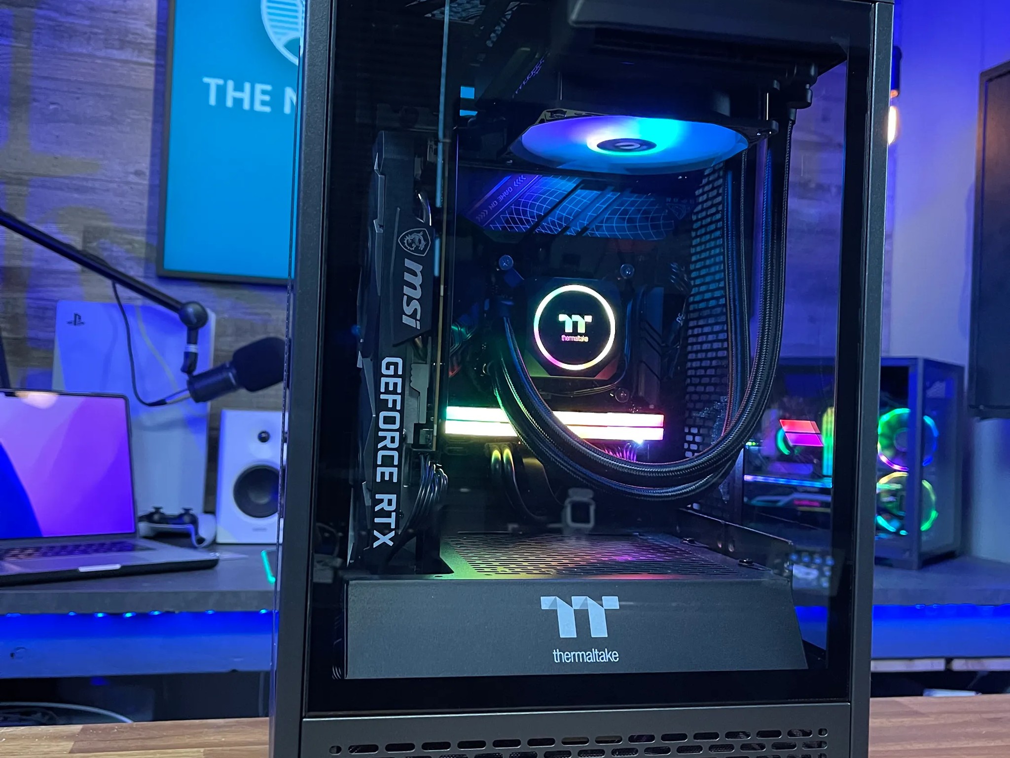 Mid-Range Thermaltake Tower 100 Gaming PC