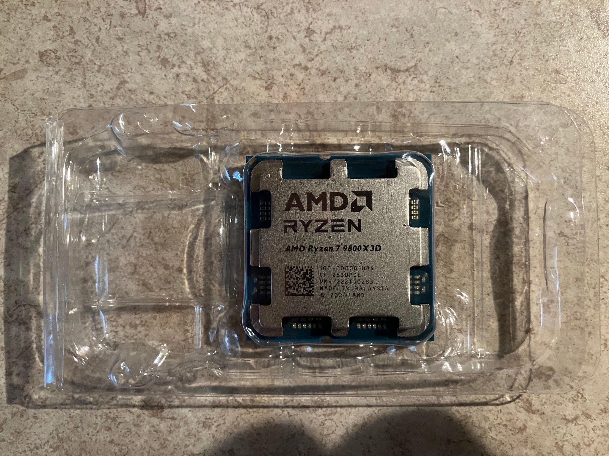 AMD Ryzen 7 9800X3D