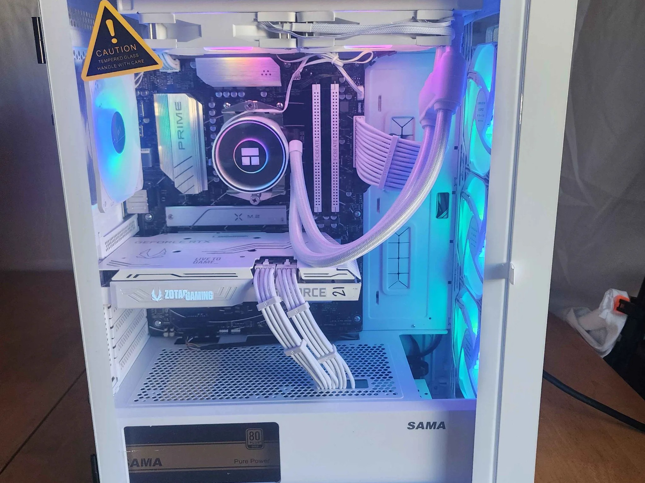 Aurora Frost ❄️✨ | Ryzen 7600x | Nvidia 3060 White | 32gb Ram | 1TB NVME 🎄🎁NEW YEARS SALE🎄🎁