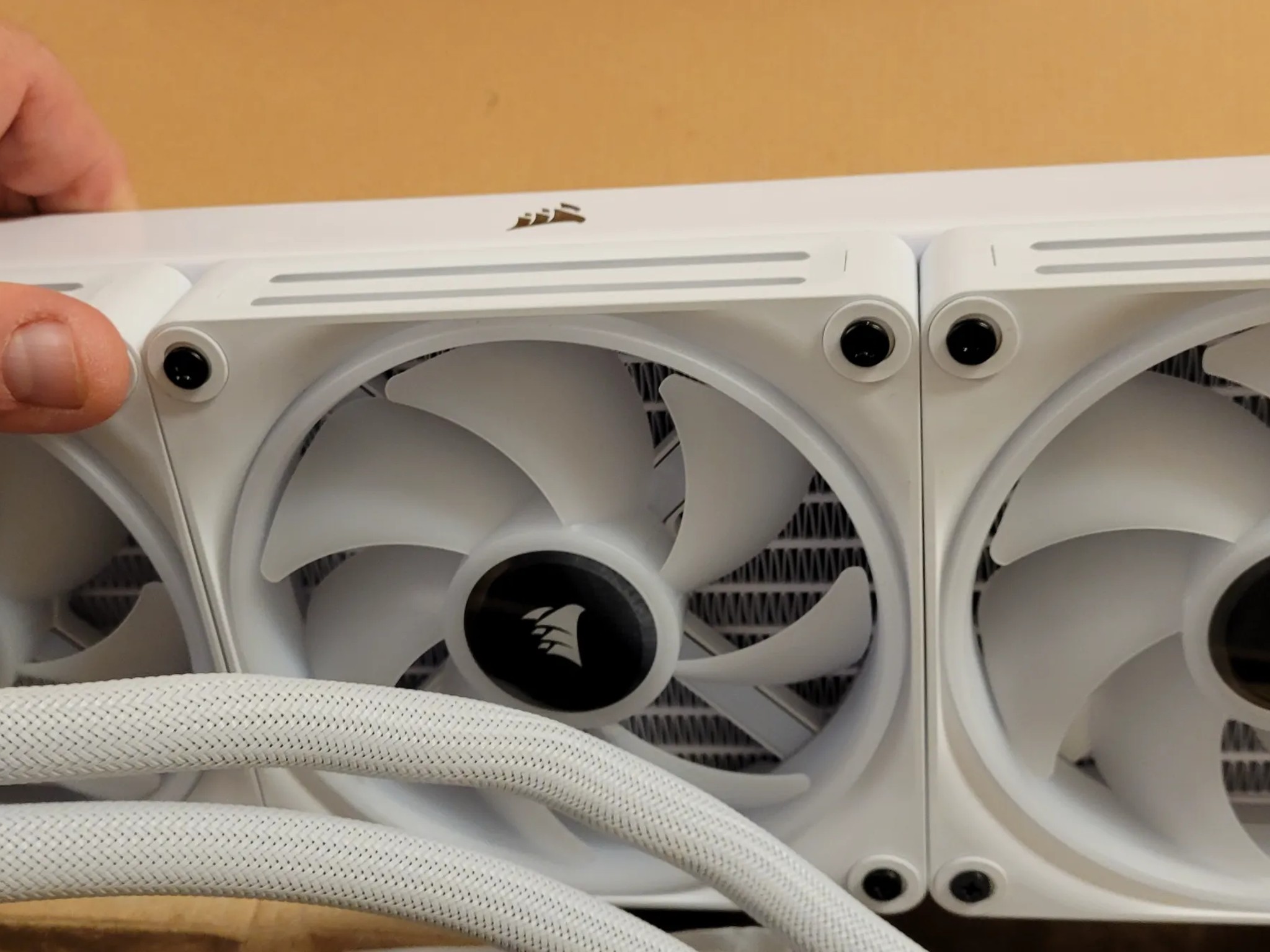 Corsair iCUE LINK H150i 360mm All-in-One Liquid Cooler, LCD, White