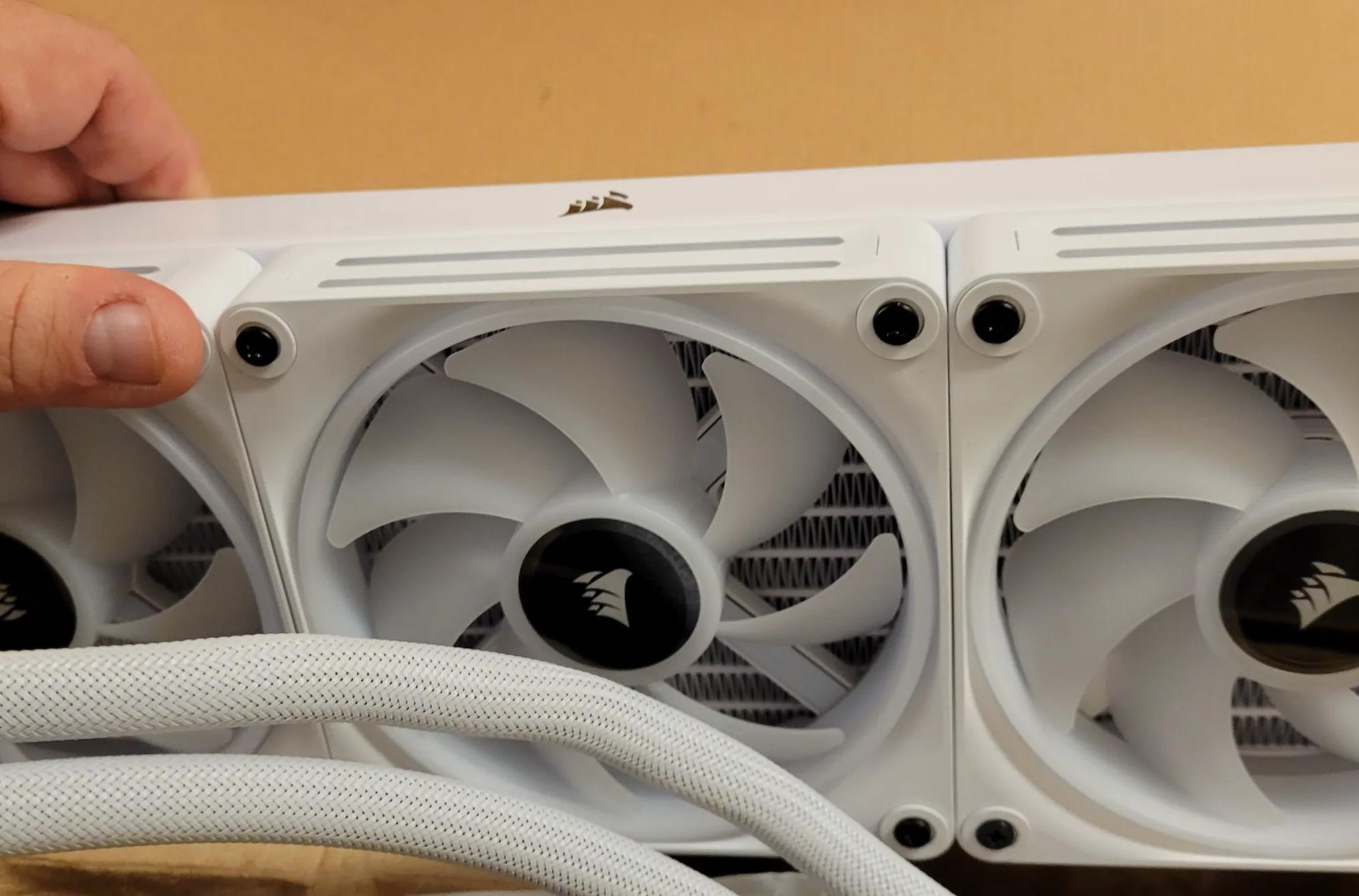 Corsair iCUE LINK H150i 360mm All-in-One Liquid Cooler, LCD, White