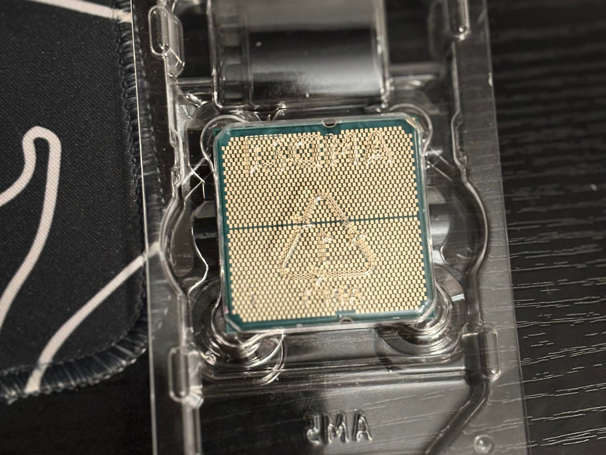 AMD Ryzen 9 7900X