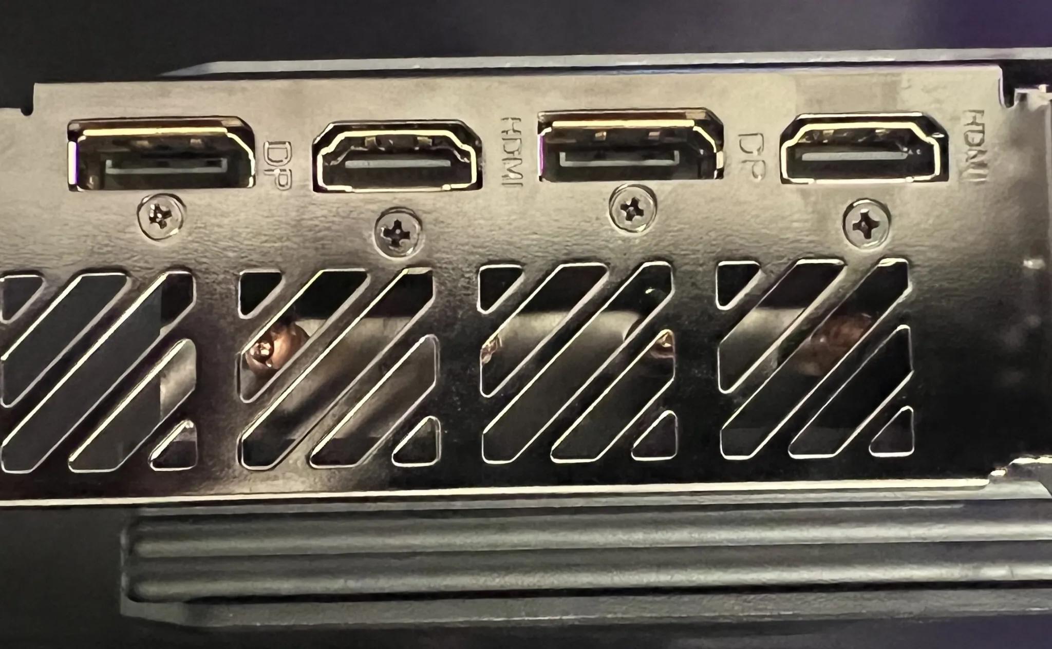 RX 7800XT GIGABYTE GAMING OC