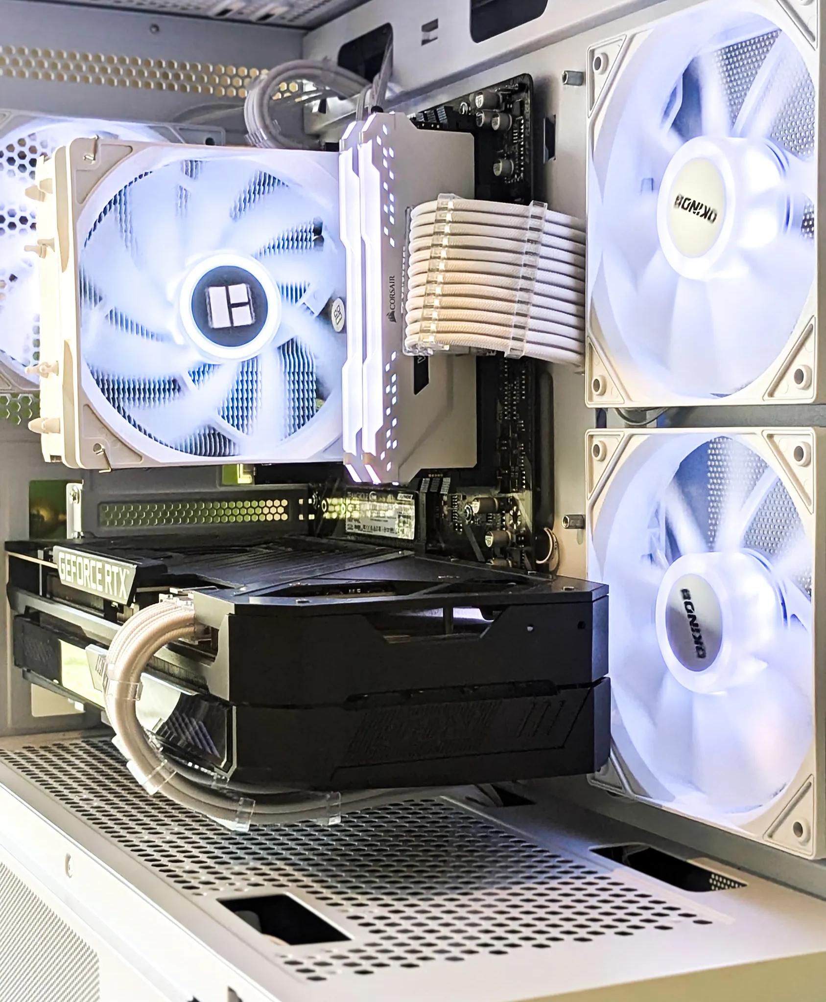 🤍 IceFang 🐉 || 🐲 RTX 3070 | AMD Ryzen 5 5600x | 16GB DDR4 RAM | 1TB NVME SSD