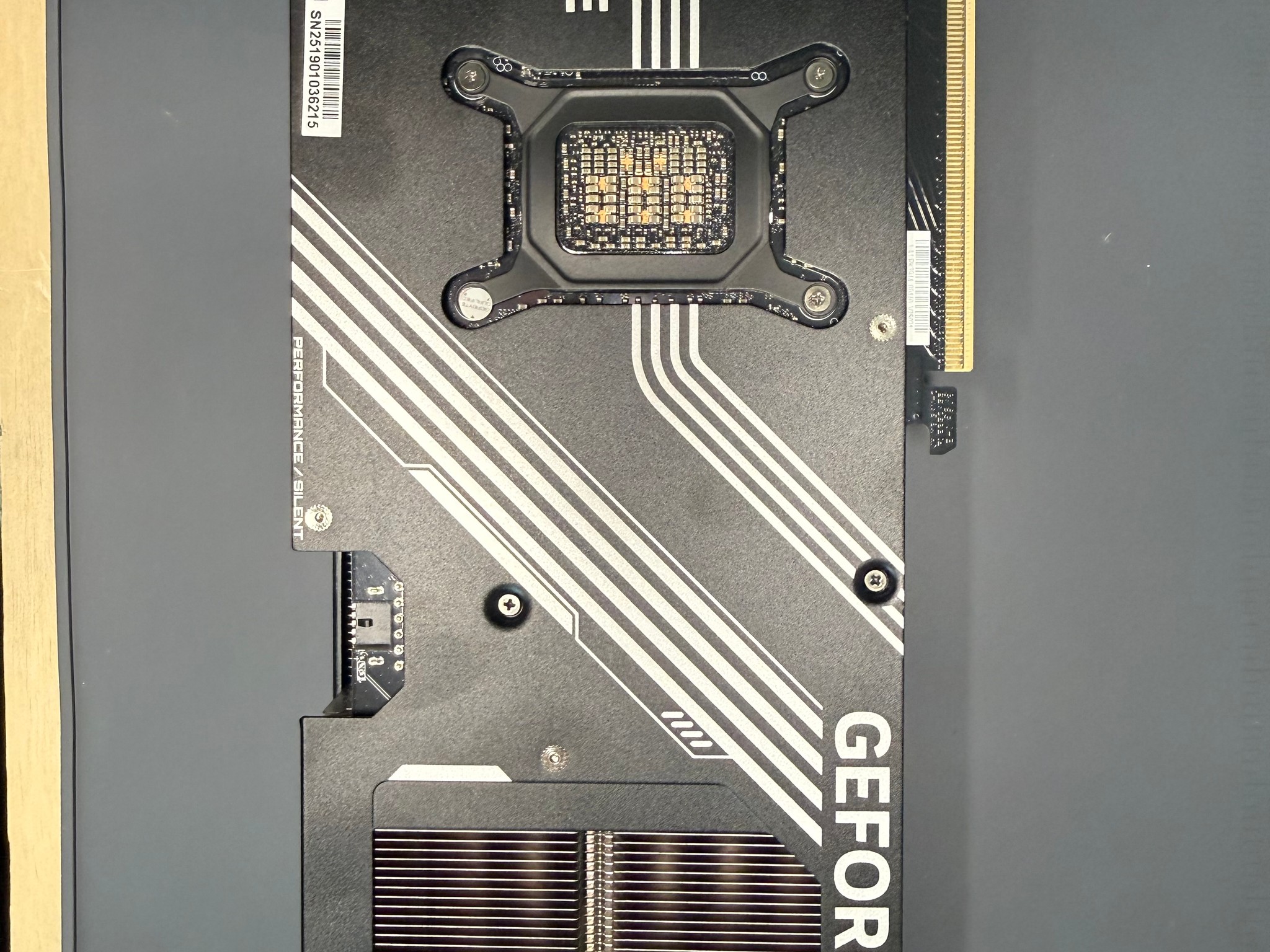 GIGABYTE - NVIDIA GeForce RTX 5070 Ti WINDFORCE SFF 16G GDDR7 PCI Express 5.0 Graphics Card