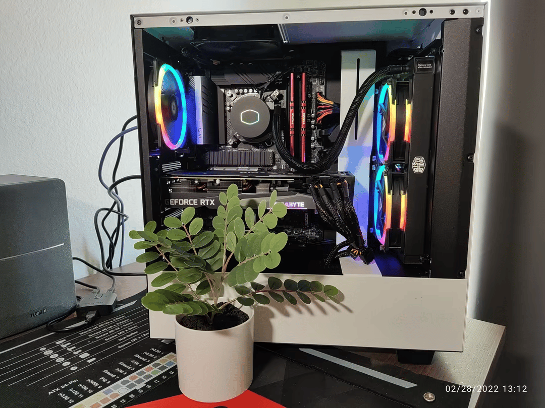 CyberPowerPC Gaming Supreme H510 | 12700kf | RTX 3070 | 32GB DDR4