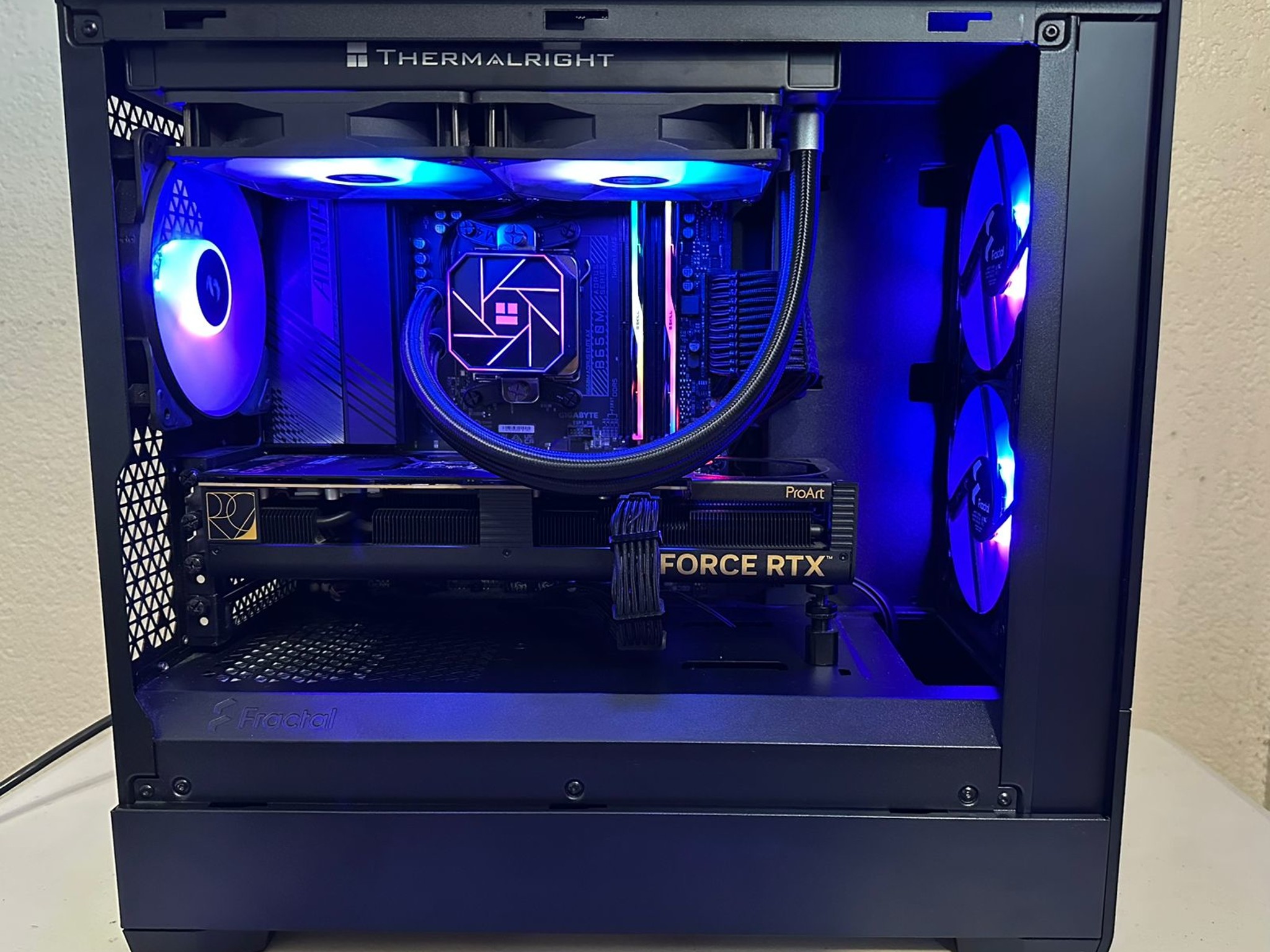 Gaming PC RTX 4080 + R7 7800X3D