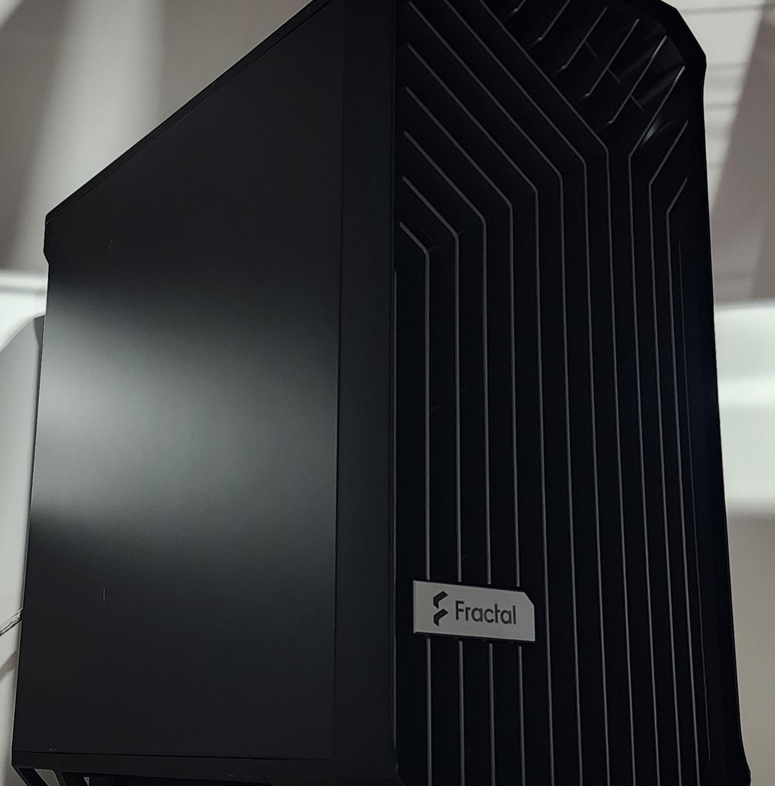 Gaming PC Ryzen 7 7700 32GB RAM 1TB SSD RTX 5070 12GB Windows 11 Computer