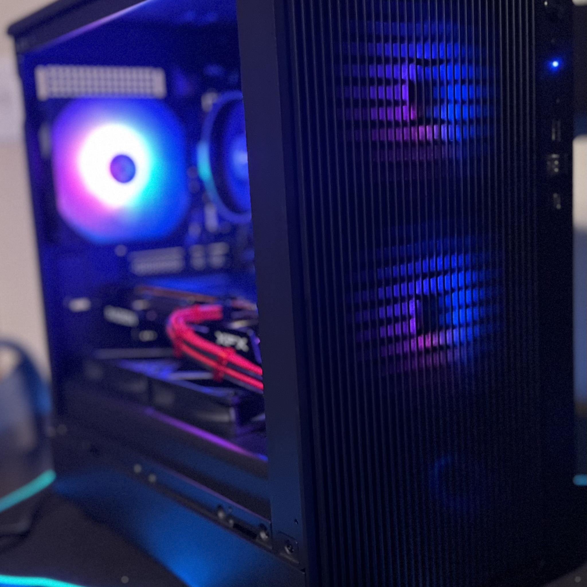 Custom AMD gaming PC  Ryzen 5 5600GT/RX 7600 8 GB/32 GB DDR4/1.25 TB SSD