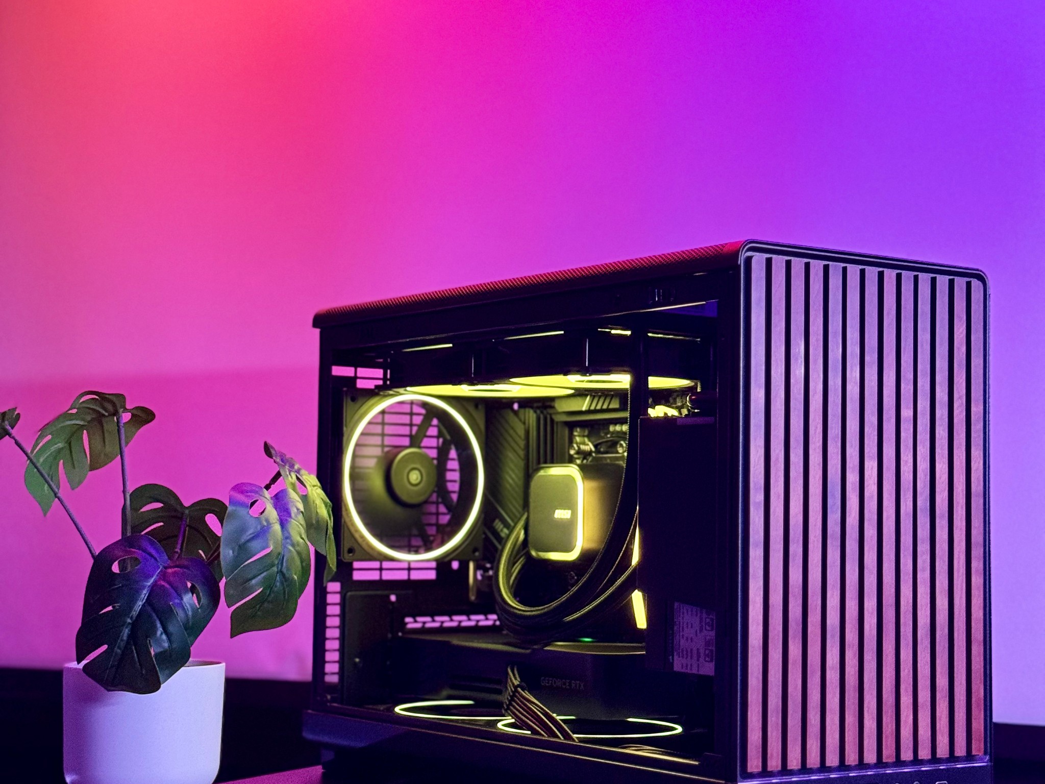 Distinguished Gentleman III 🎩 Nvidia 5070 Founders Edition, Ryzen 9600X, 16GB DDR5 6000MHz, 1TB SSD