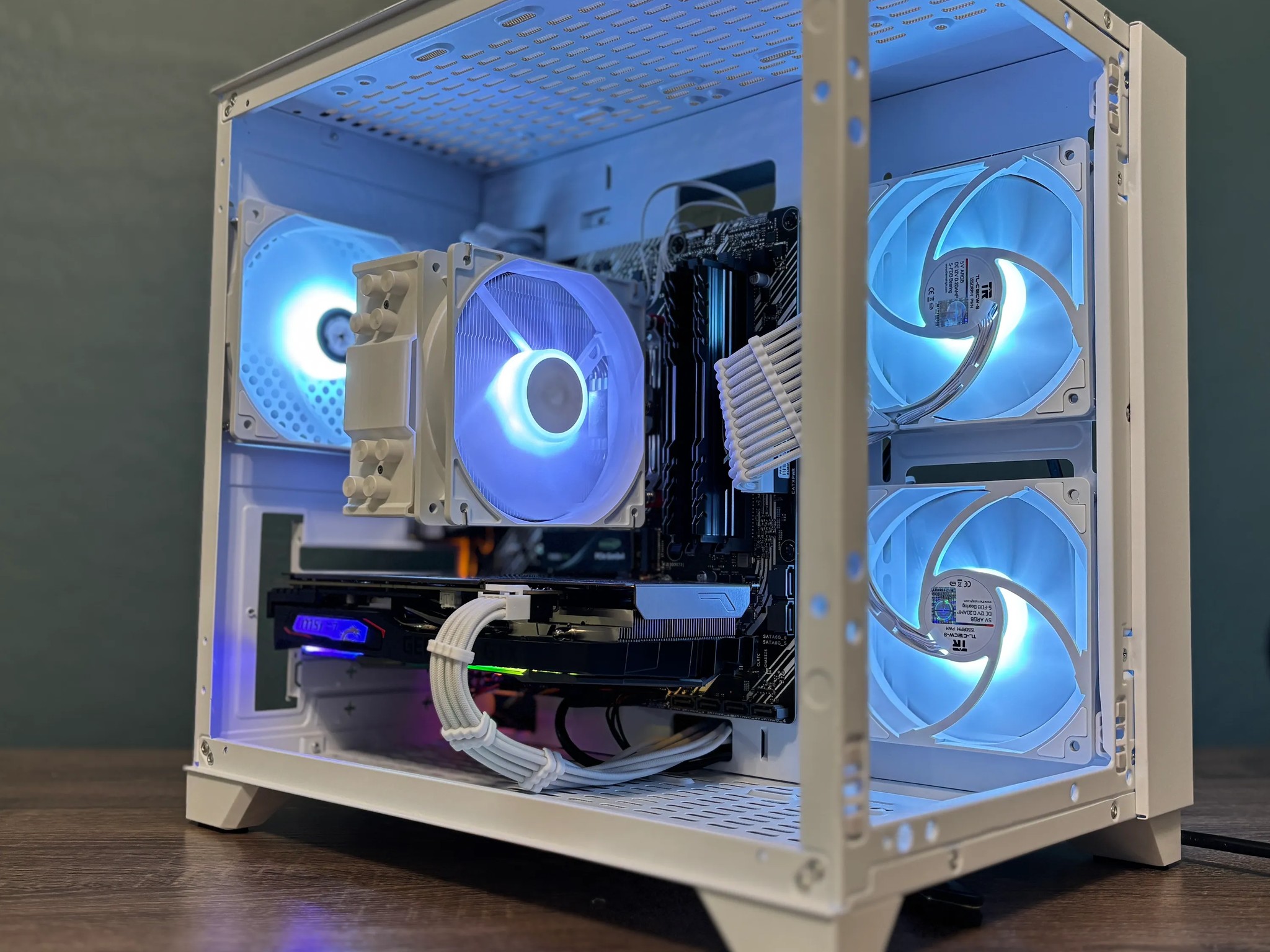 All White Custom NVIDIA Gaming PC