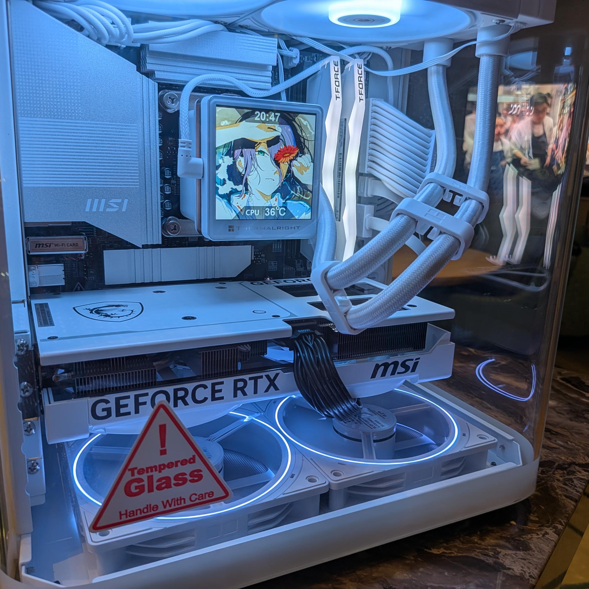 Bomb Devil Ice - RTX 5070, Intel Core Ultra 7 265K, 32 GB DDR5, 2 TB Gen 5 NVME, RGB, Liquid Cooled