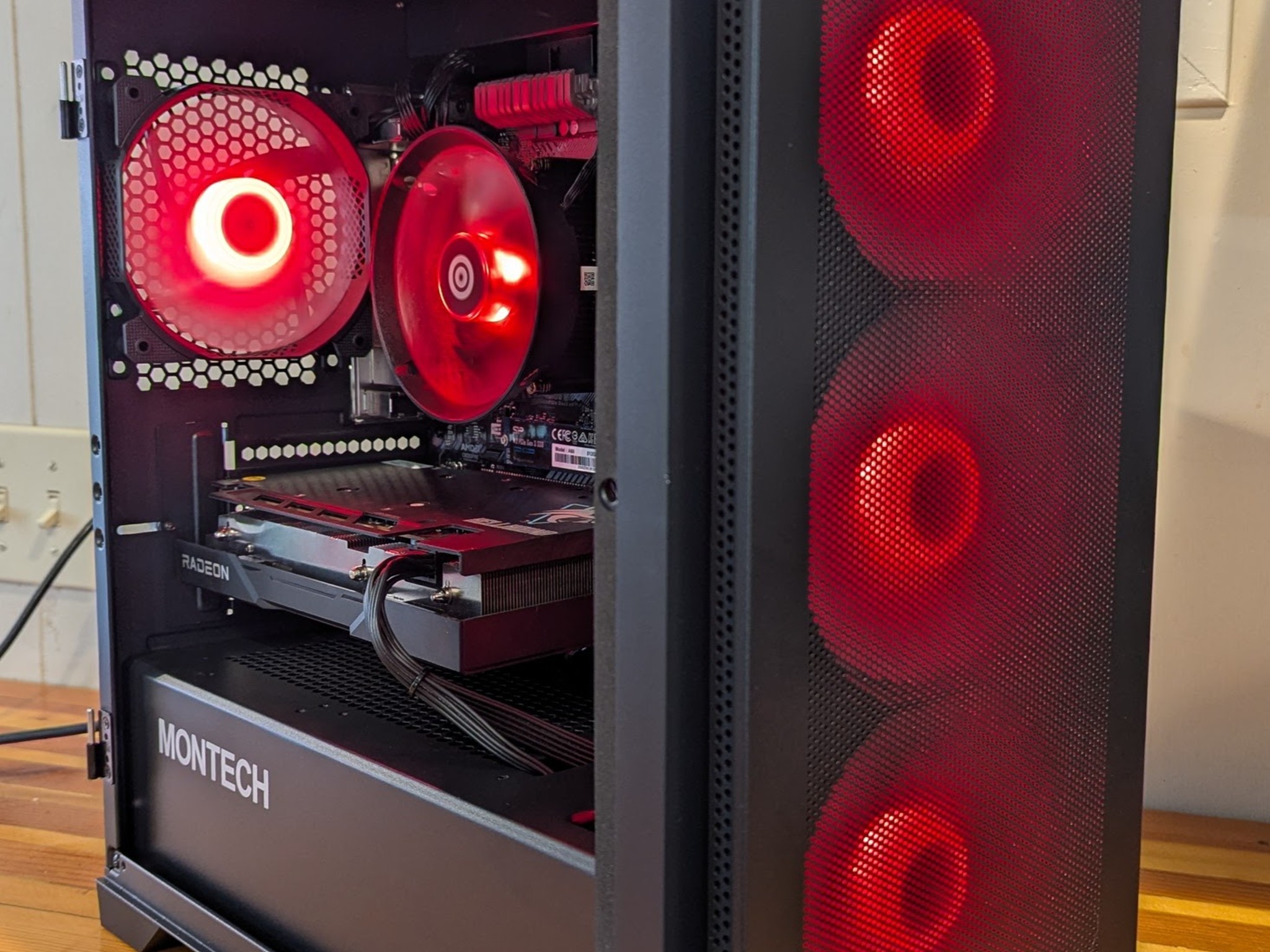 Powercolor Hellhound RX 6650 XT || Ryzen 5 2600X || 1080P Gaming PC