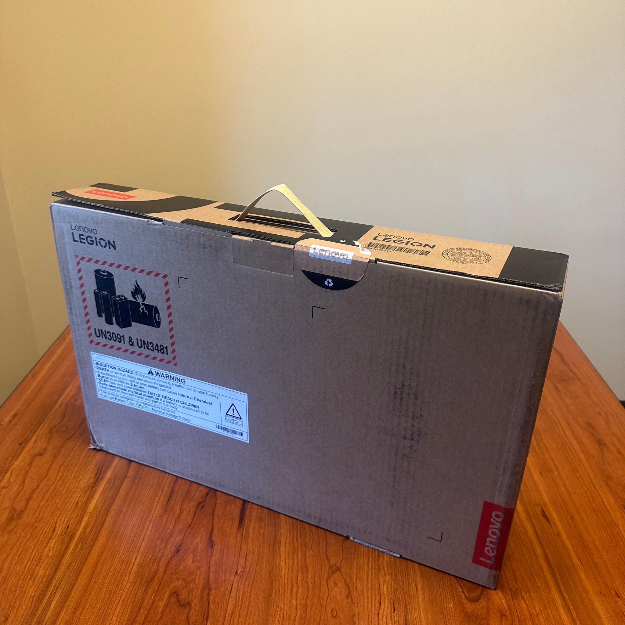 Lenovo Legion 5i Gen 10 Intel (15") with RTX™ 5060 165hz 1440p OLED,