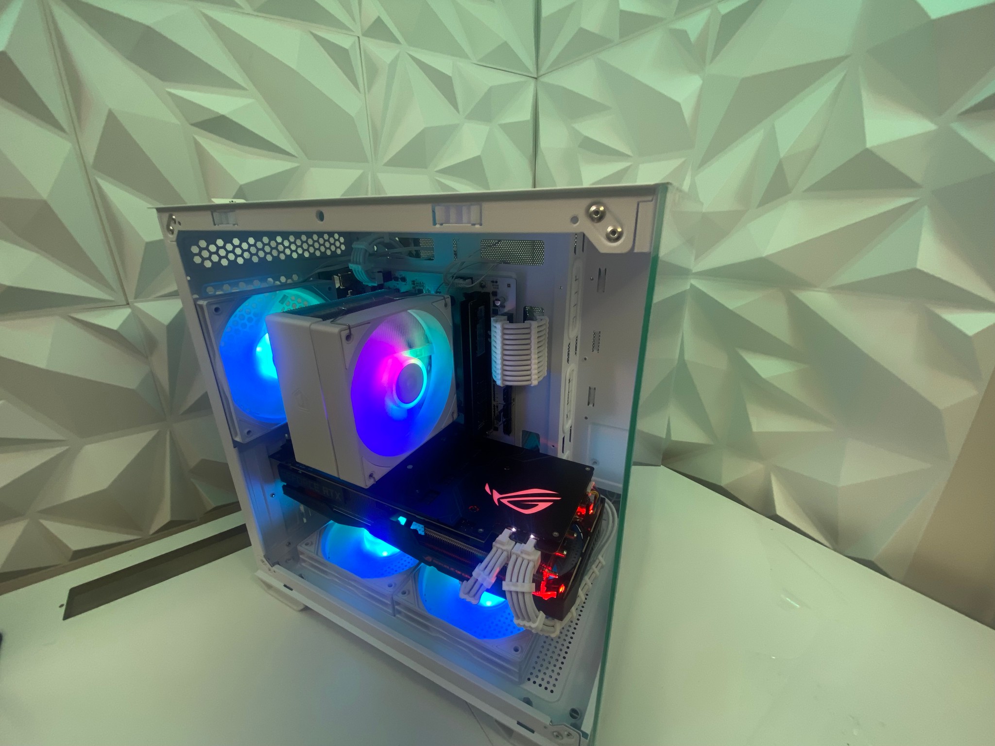 🎅🎅 White Elite Build – Ryzen 5 3500X + RTX 2060 Super 8GB | 1080p/1440p High FPS Ready