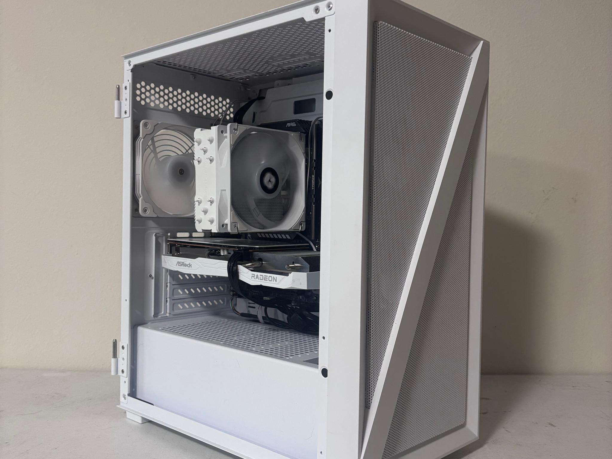 🤍Perfect for 1080p gaming has Intel i3 10th gen and rx 6600! All White ARGB🤍