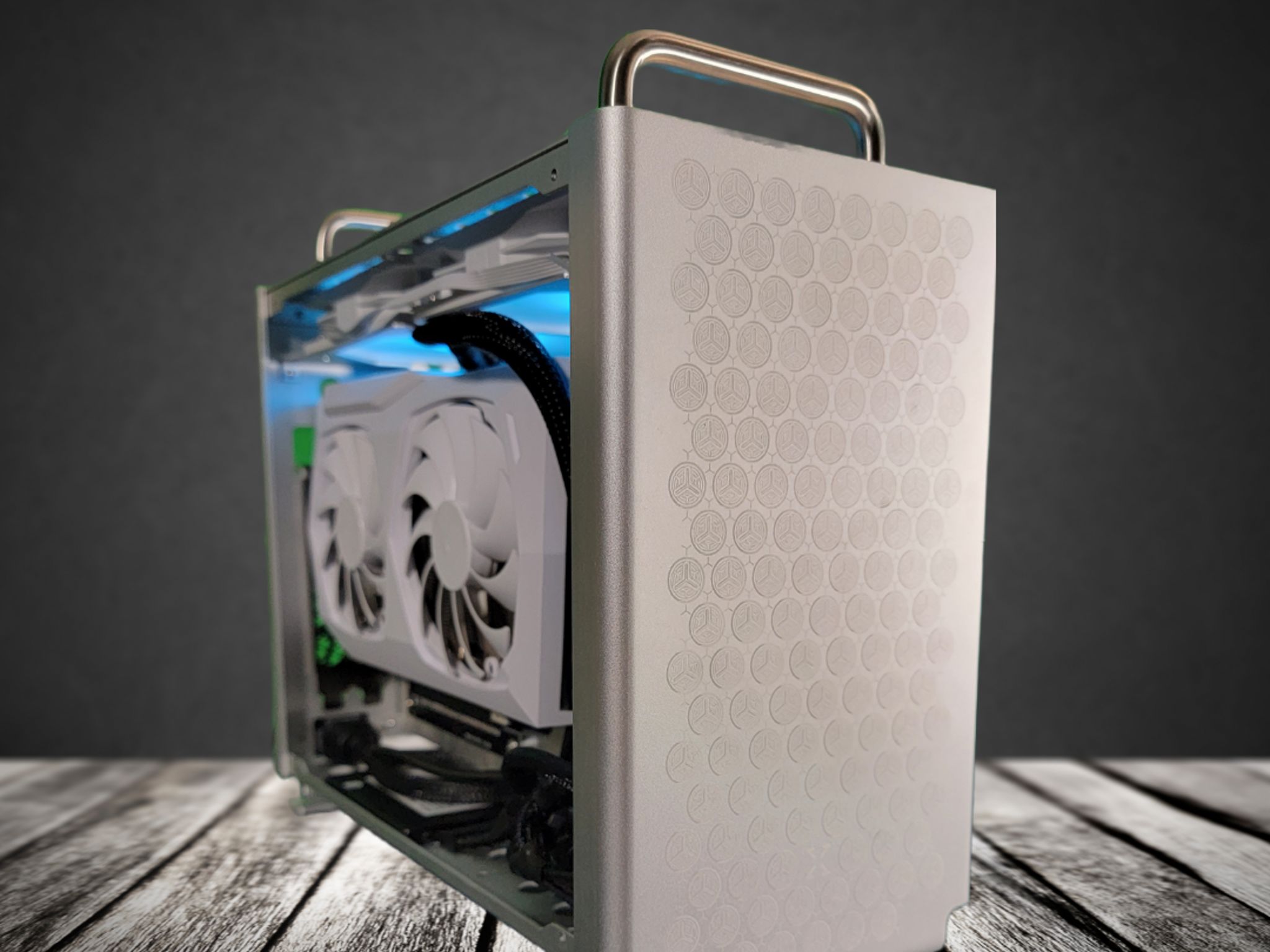 Frosty: Midrange ITX Gaming PC (Ryzen 5 3600, RTX 3060 12gb, 16gb DDR4, 512gb nvme+1tb ssd)