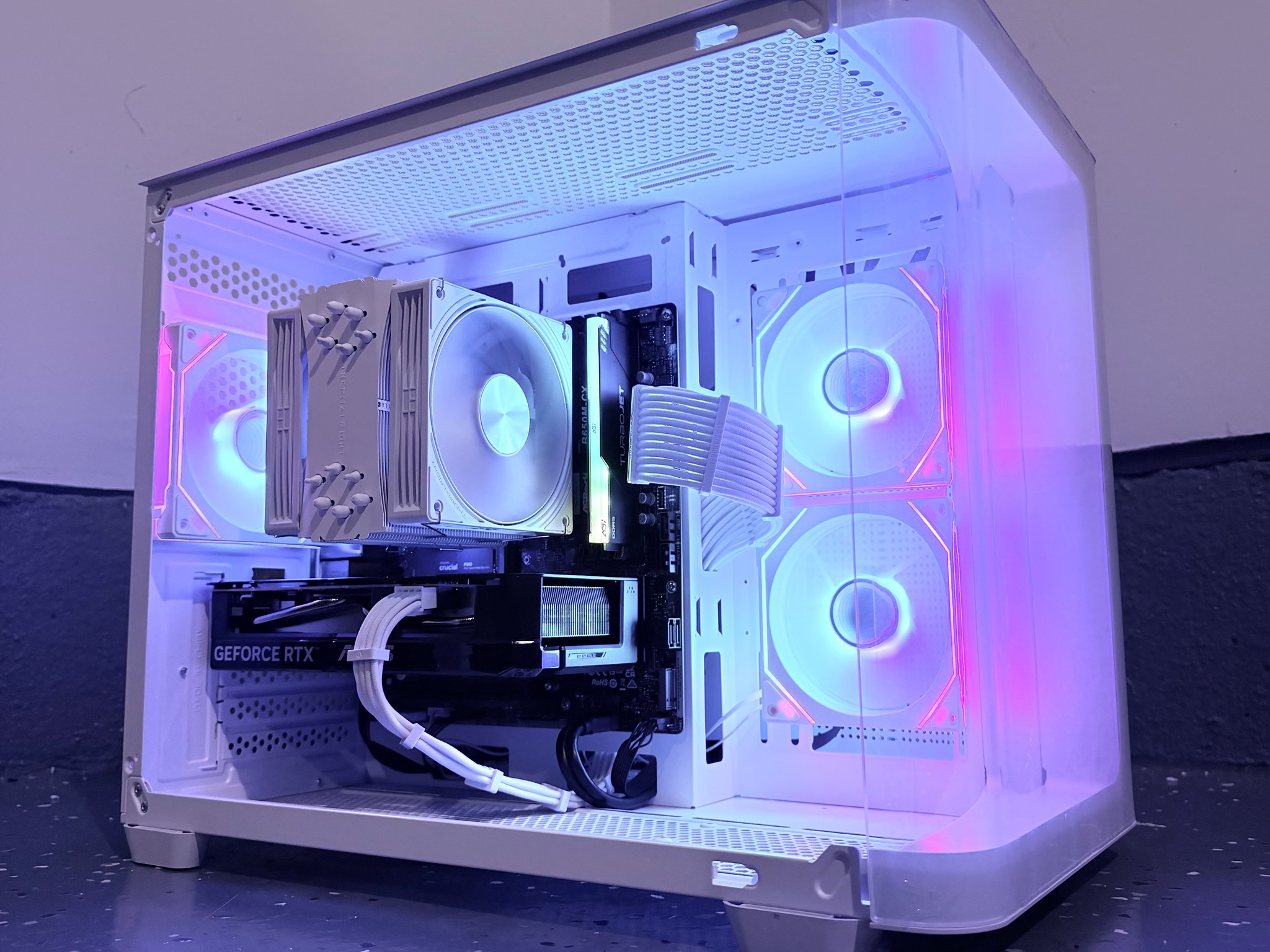⚪️"Polar Halo"🌈| 1440p Gaming | RTX 5060 | Ryzen 7 8700F | 16GB DDR5 | 1TB SSD | Free Shipping