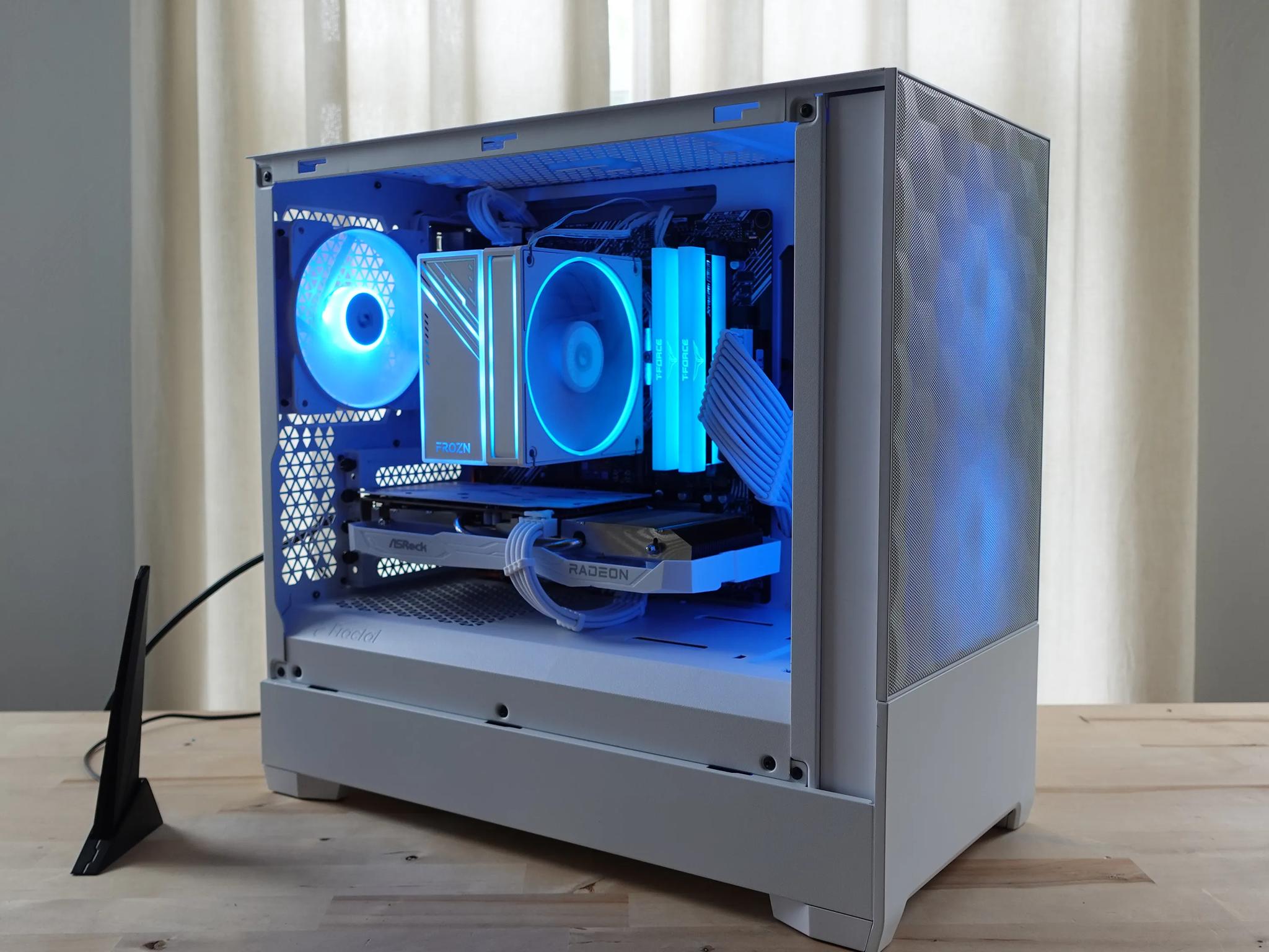 Entry-Level Midrange Gaming PC with AMD Ryzen 5 5600 Radeon RX 6600 1 TB NVMe Windows 11 Home