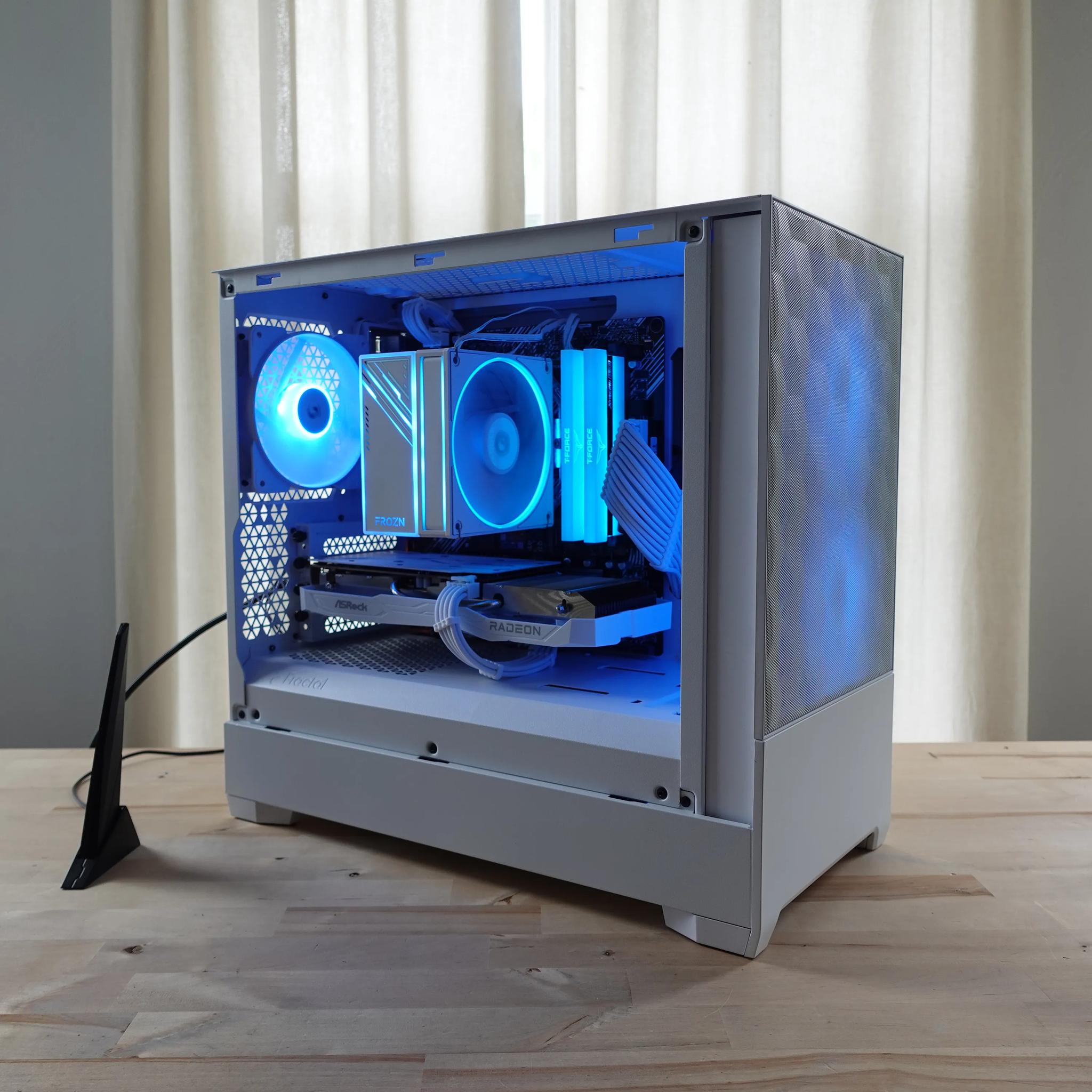 Entry-Level Midrange Gaming PC with AMD Ryzen 5 5600 Radeon RX 6600 1 TB NVMe Windows 11 Home