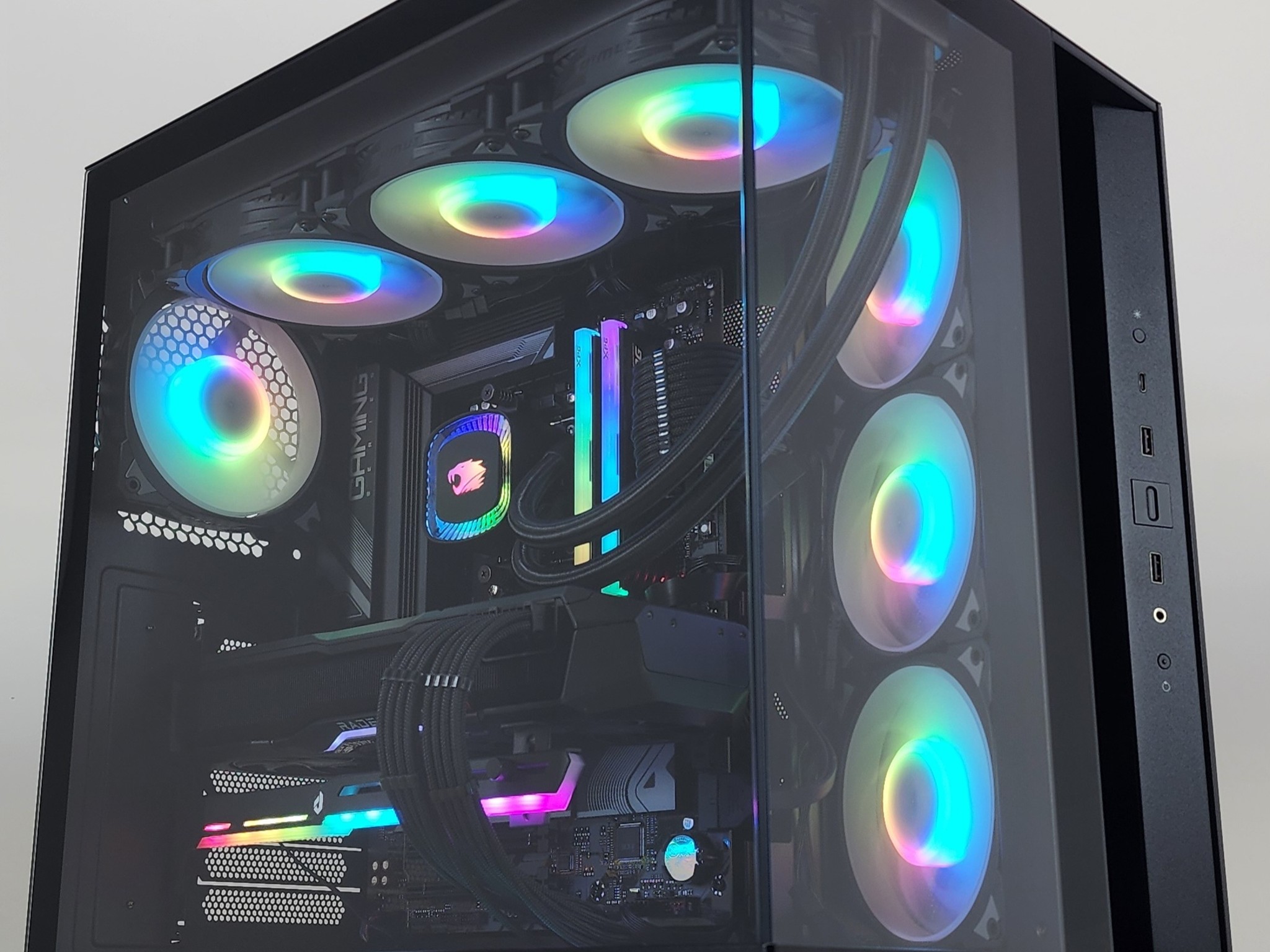 Gaming PC Ryzen 9 9900X 32GB RAM 2TB SSD RX 7900XTX 24GB Windows 11 Computer