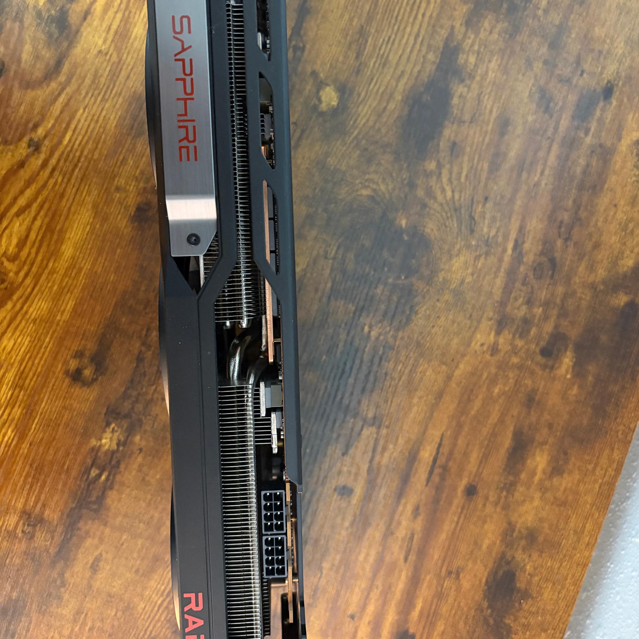 SAPPHIRE PULSE Radeon RX 7900 XT