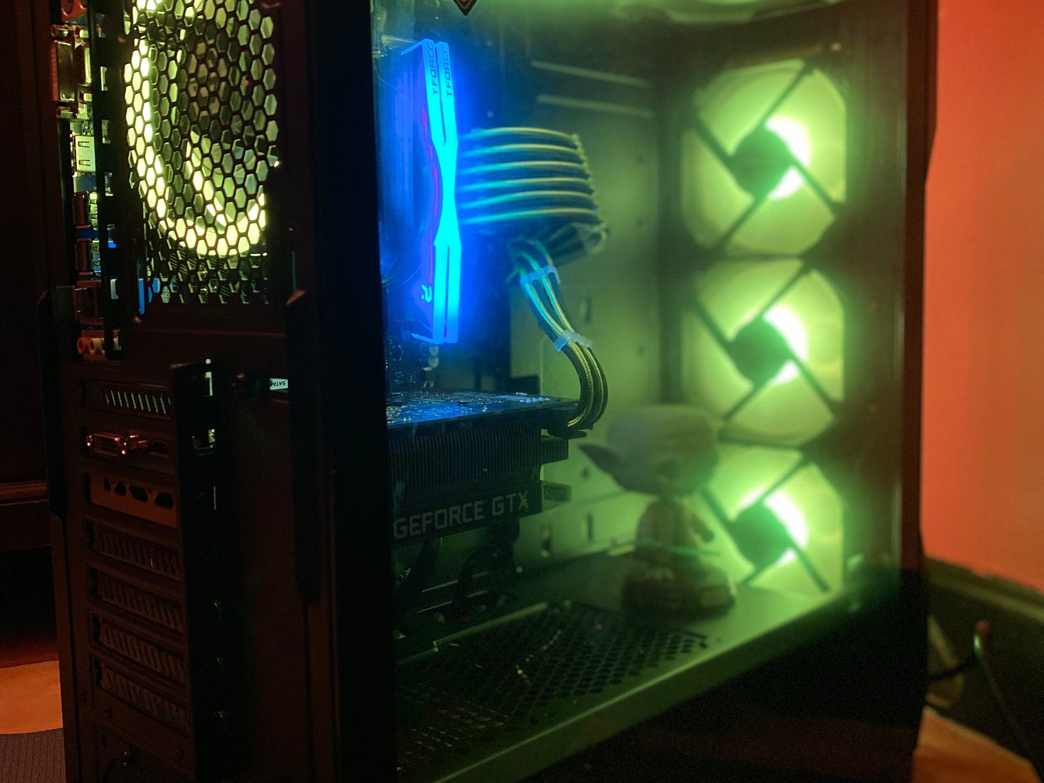 Star Wars⚡️ダークフラックス|Ryzen 7|Windows 11|GTX 1660 SUPER|T-Force 16GB RGB RAM|w/ More than 2TB Storage