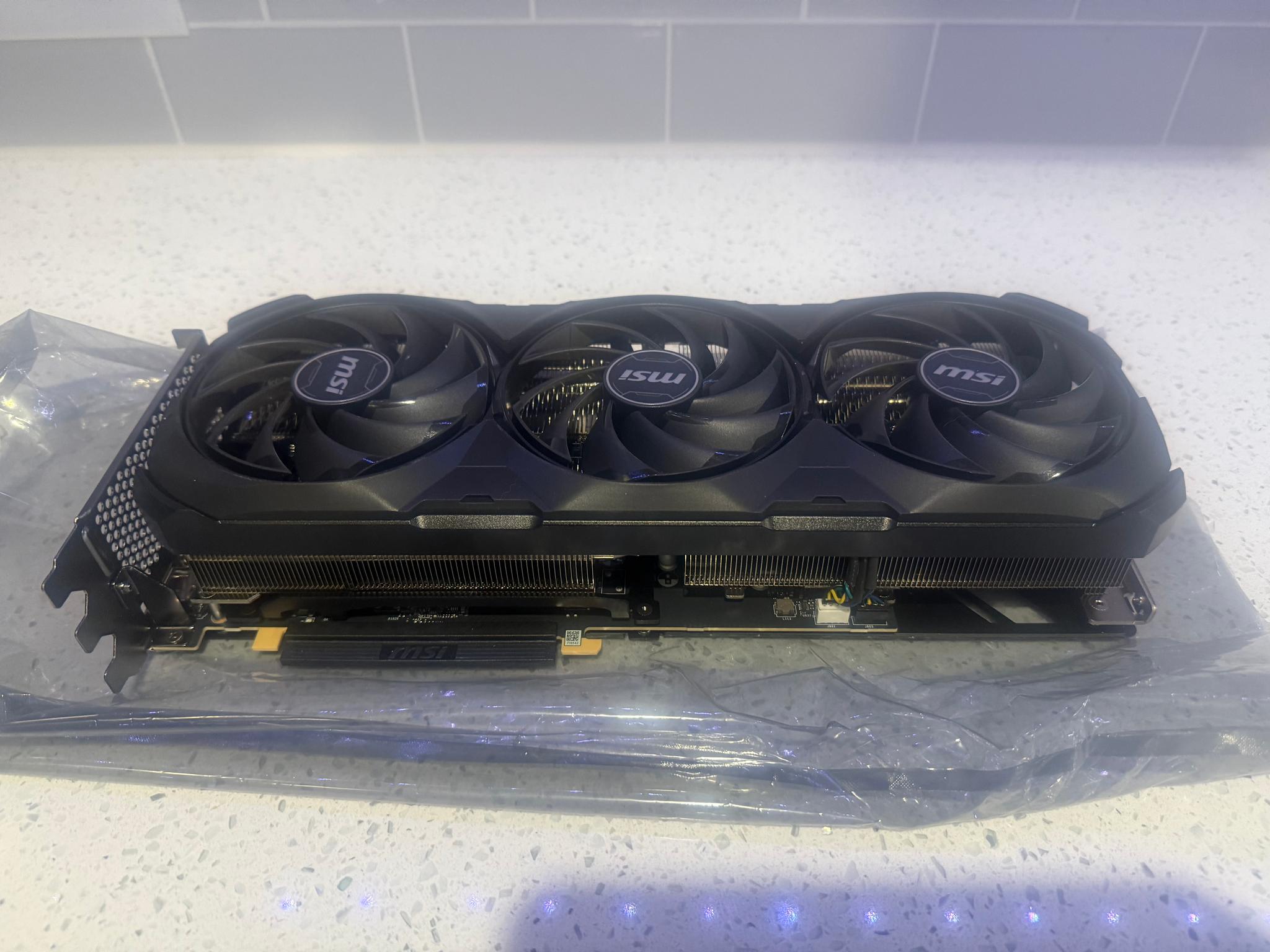 Msi GeForce 4070Ti super ventus 3x black OC - 16gb