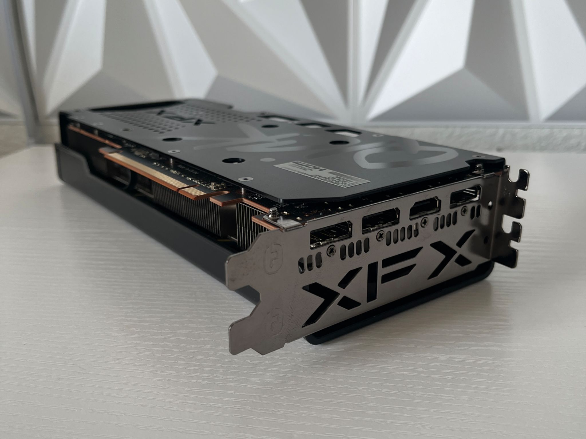 XFX Speedster Radeon RX 6600 XT 8GB