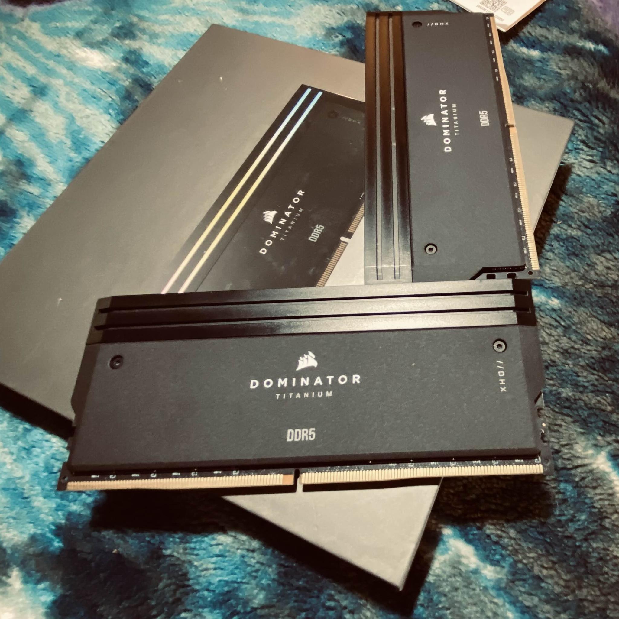 🔥CORSAIR DDR5 RAM 64GB (2x32GB) DDR5 6000MHz CL30 XMP  30-36-36-76 CMP64GX5M2B6000C30