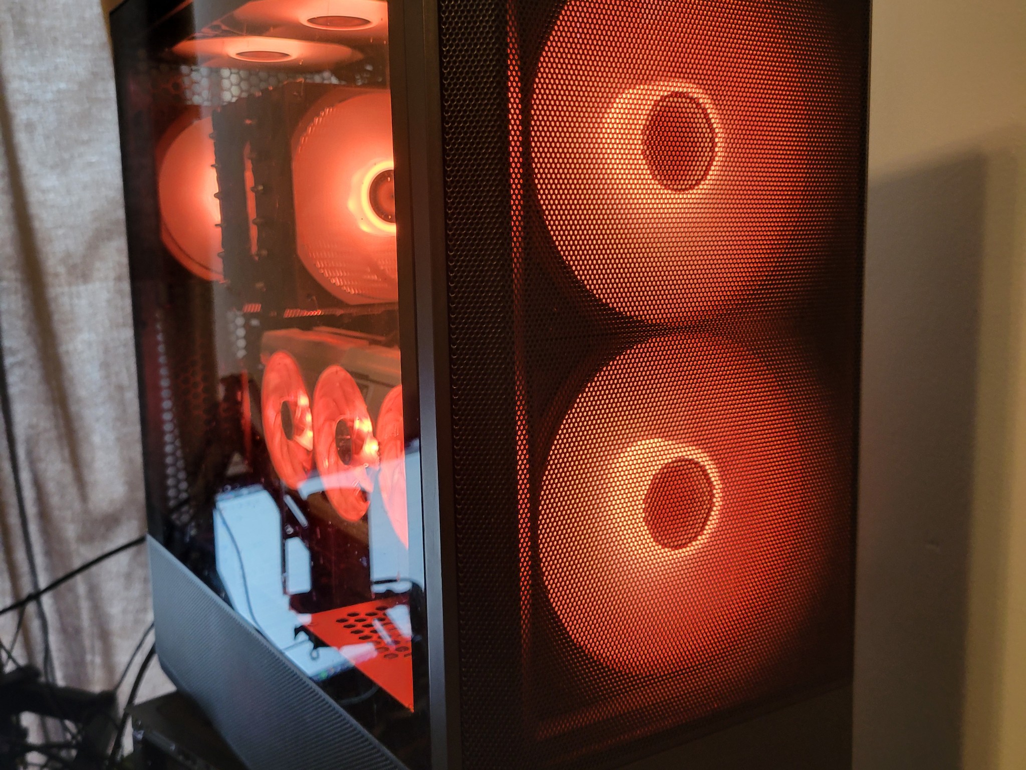 Mid tear Gaming PC! Ryzen 5 5500, Radeon RX 9060 XT!