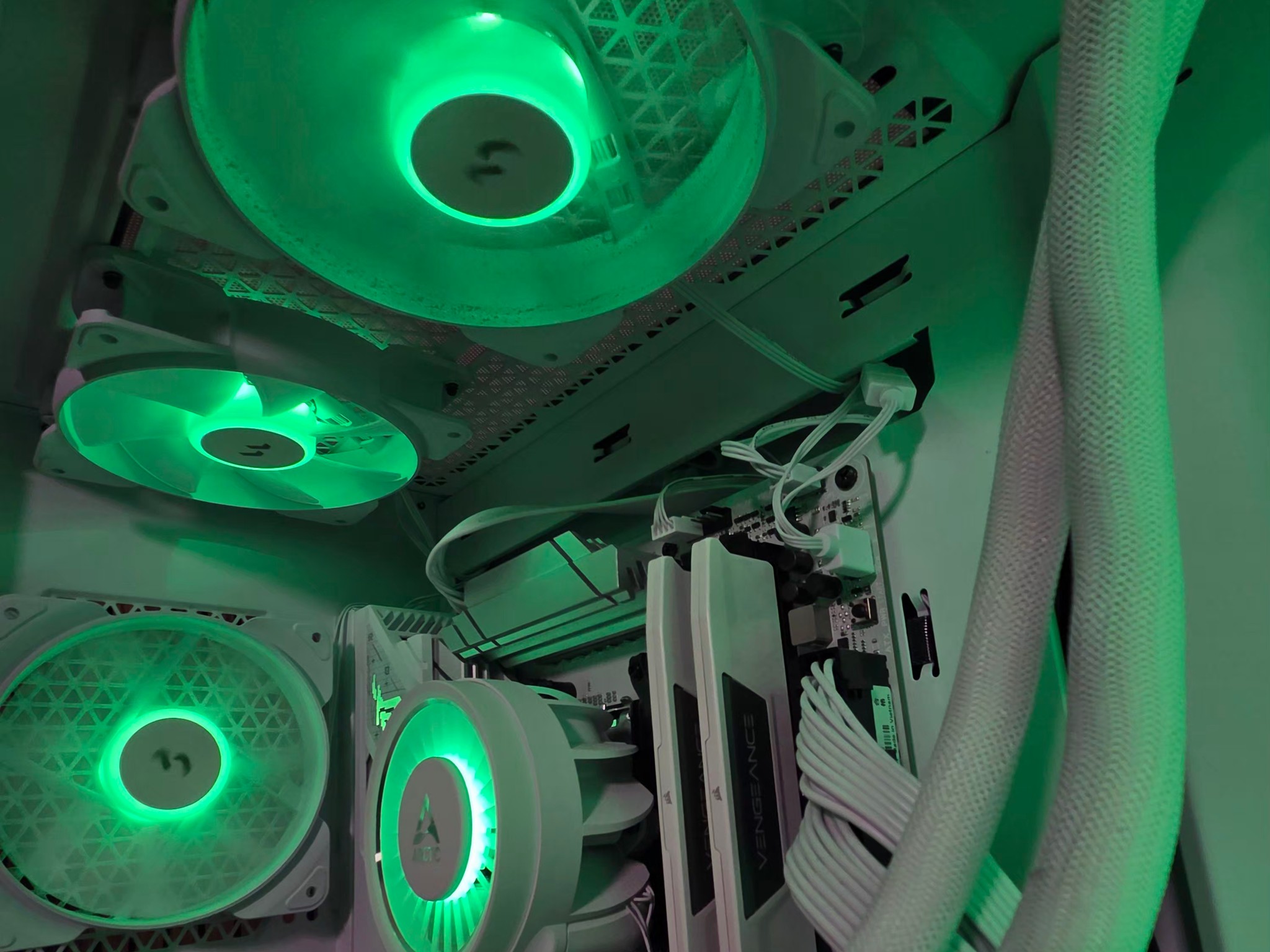 4K Gaming PC | 7800X3D | RTX 5080 16GB | 32GB DDR5 | 1TB NVME | WIFI | Windows 11