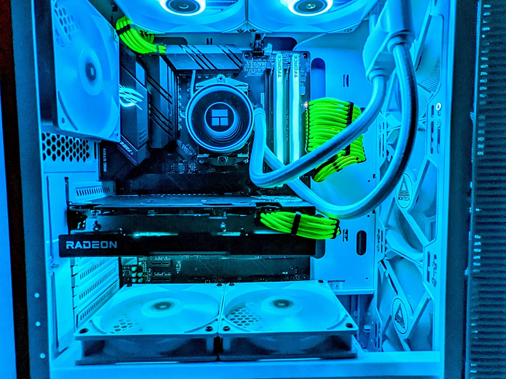 ⚪️Liquid-Cooled 💦⚪️Gaming PC |RX 6650XT| Ryzen 5 5600G| 16GB DDR4 RAM(TFORCE)| Windows 11 Pro