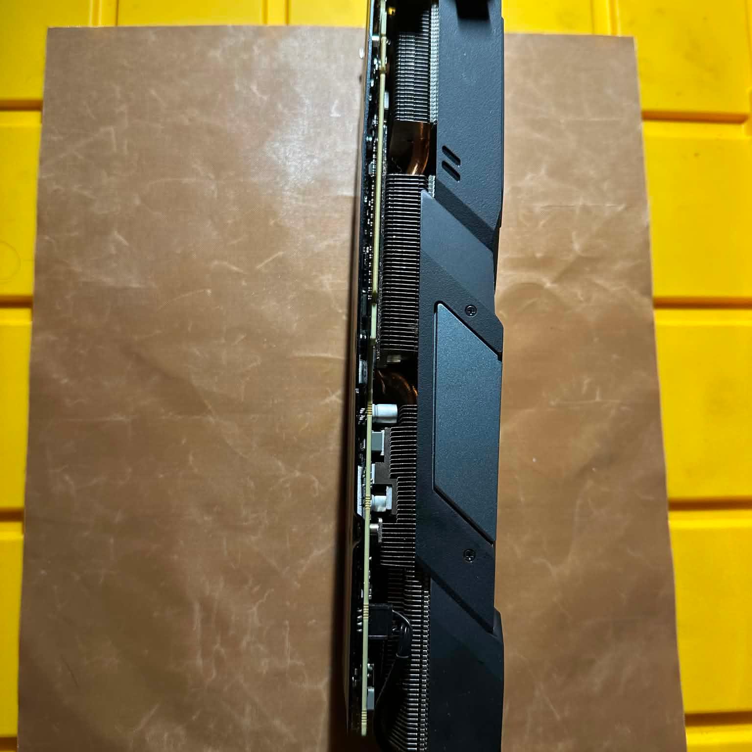 GIGABYTE GAMING OC GeForce RTX 2070 SUPER - Image 4