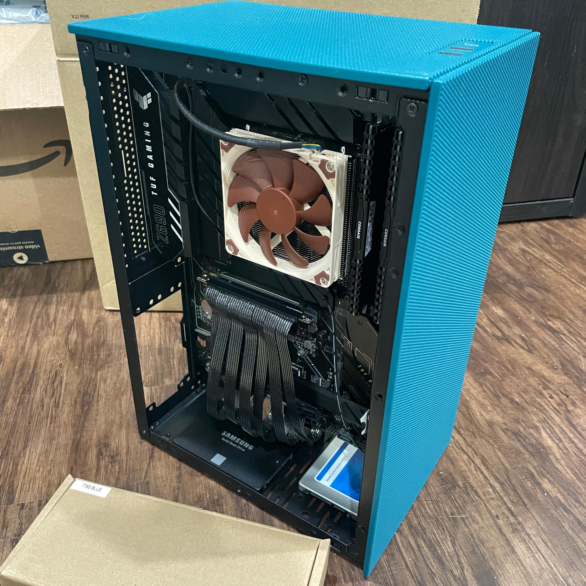 SSUPD Meshroom S V2, Intel 7-12700k, Corsair 16GB RAM, ASUS Z690 Motherboard, 2x SSDs, and PCI Riser