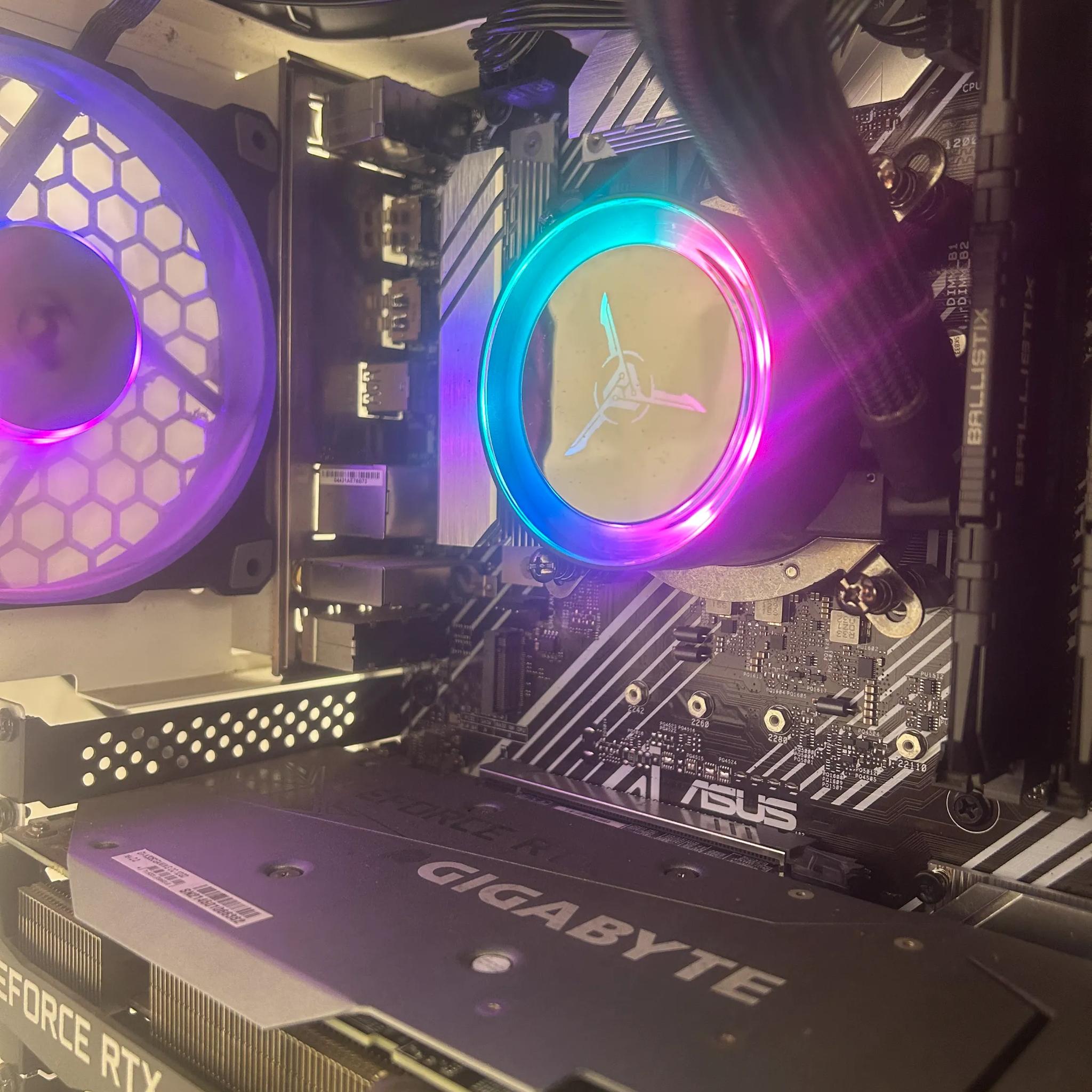 🧊//Grizzly Peak// -Intel Core i7 11700F, RTX 3060 12GB, 16GB, 512GB SSD🥶🧊