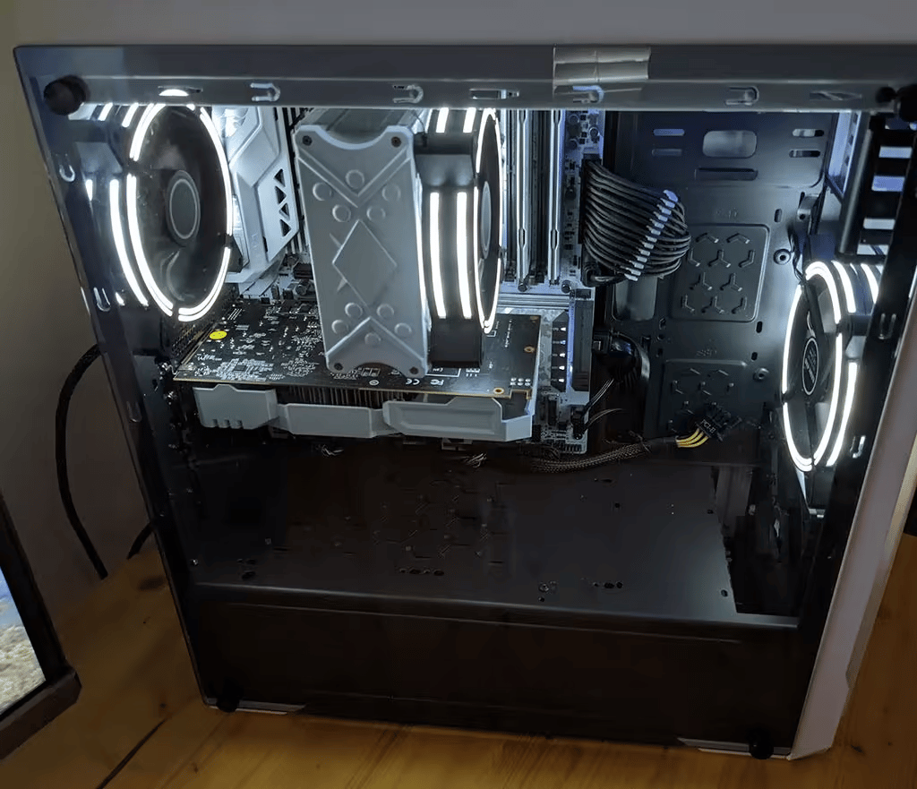 "Snow White" Intel i7 Gaming/Workstation PC