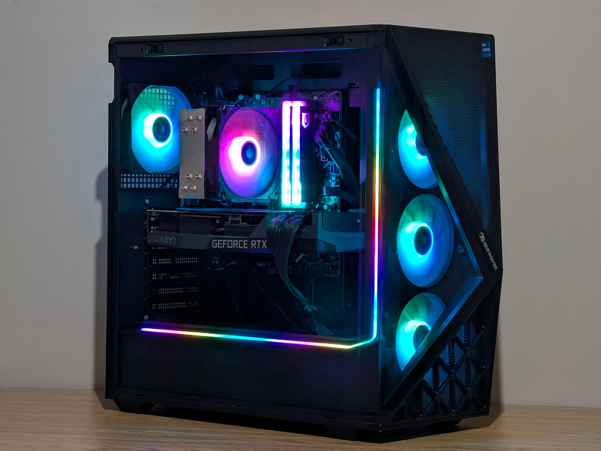 🌈🖤Intel I7 14700F | RTX 3080 TI | 32GB DDR5 | 1TB SSD | Gaming PC🖤🌈