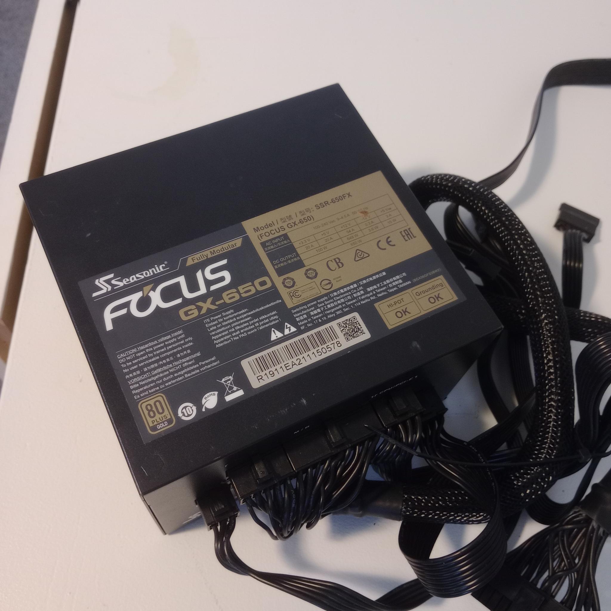 Seasonic FOCUS GX-650 650 Watt 80 Plus Gold Fully Modular ATX Power Supply