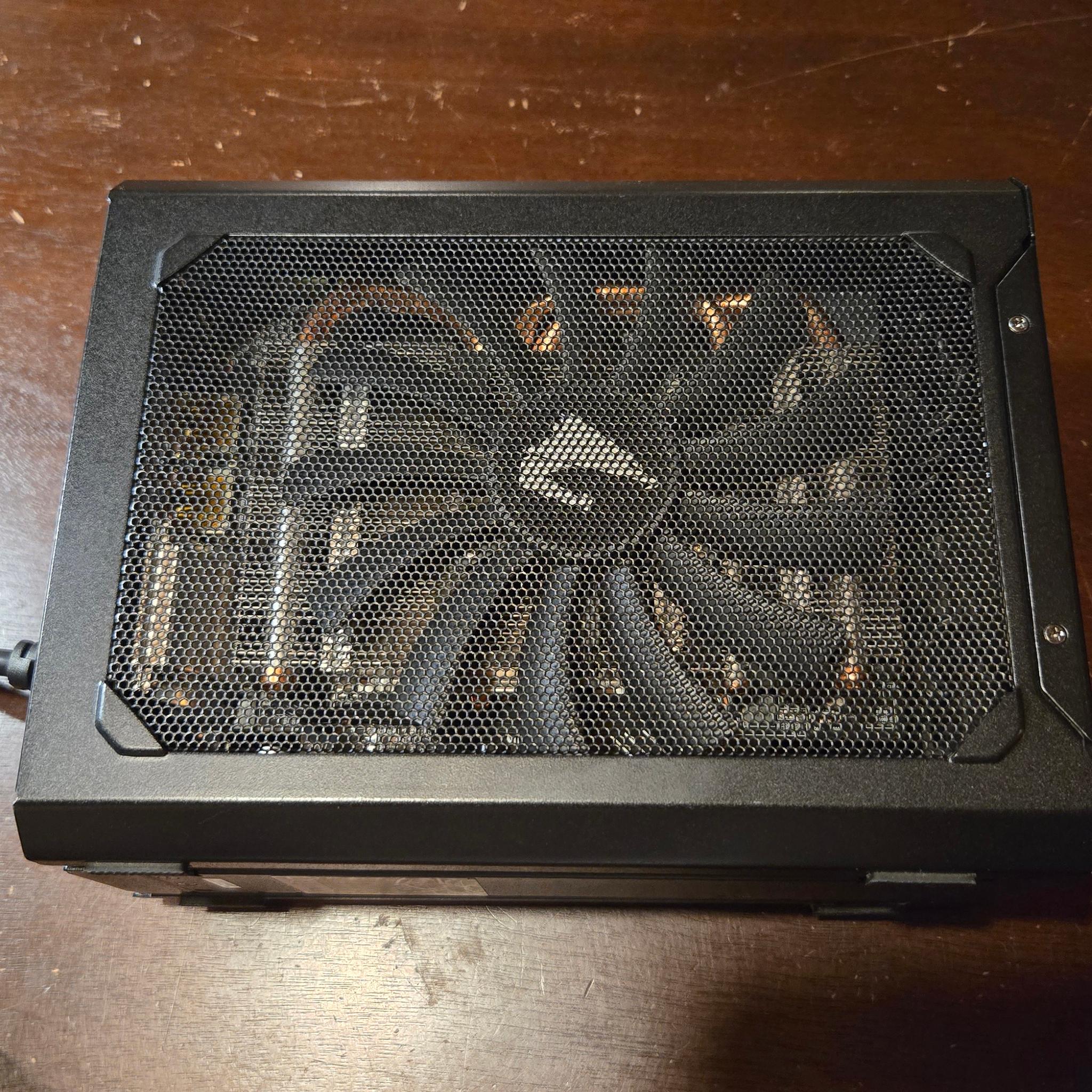 GIGABYTE AORUS Gaming Box 1080 eGPU