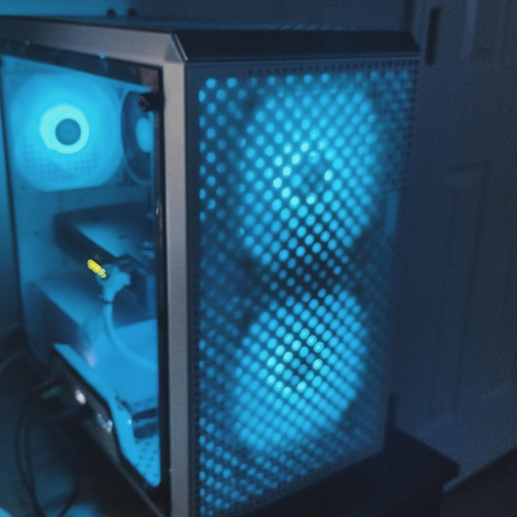 COOLERMASTER MASTER BOX Q300L “White”