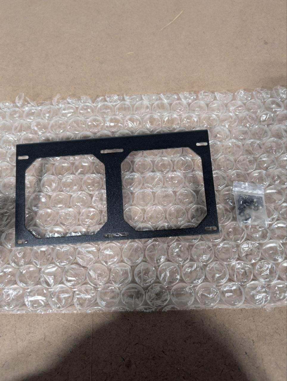 Barrow 240mm Radiator "L" Bracket (TCBJ240-L)