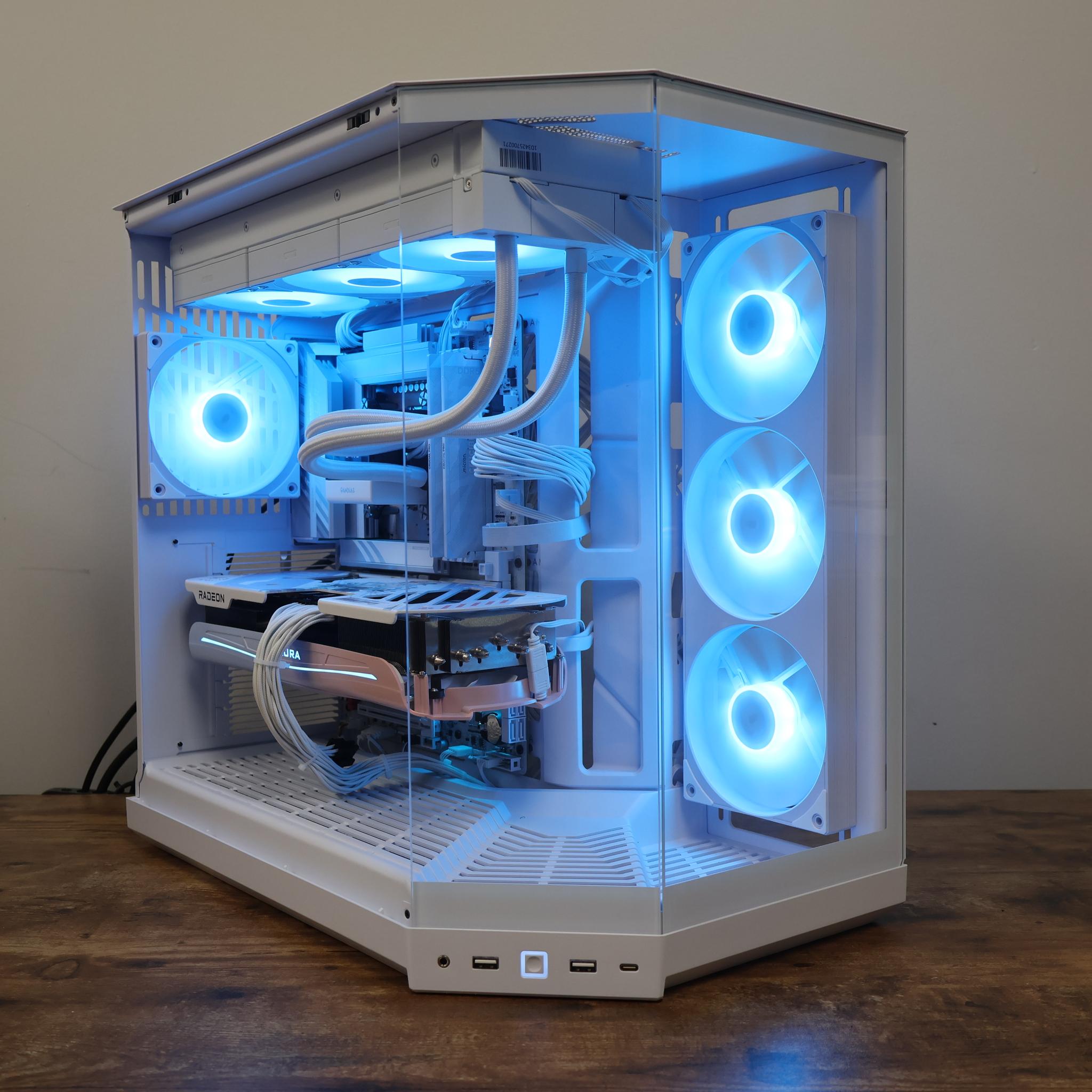 Yeston Sakura RX 9070 XT Gaming PC – Intel 270K | 32GB DDR5 | 2TB M.2 | 1440p / 4K Gaming