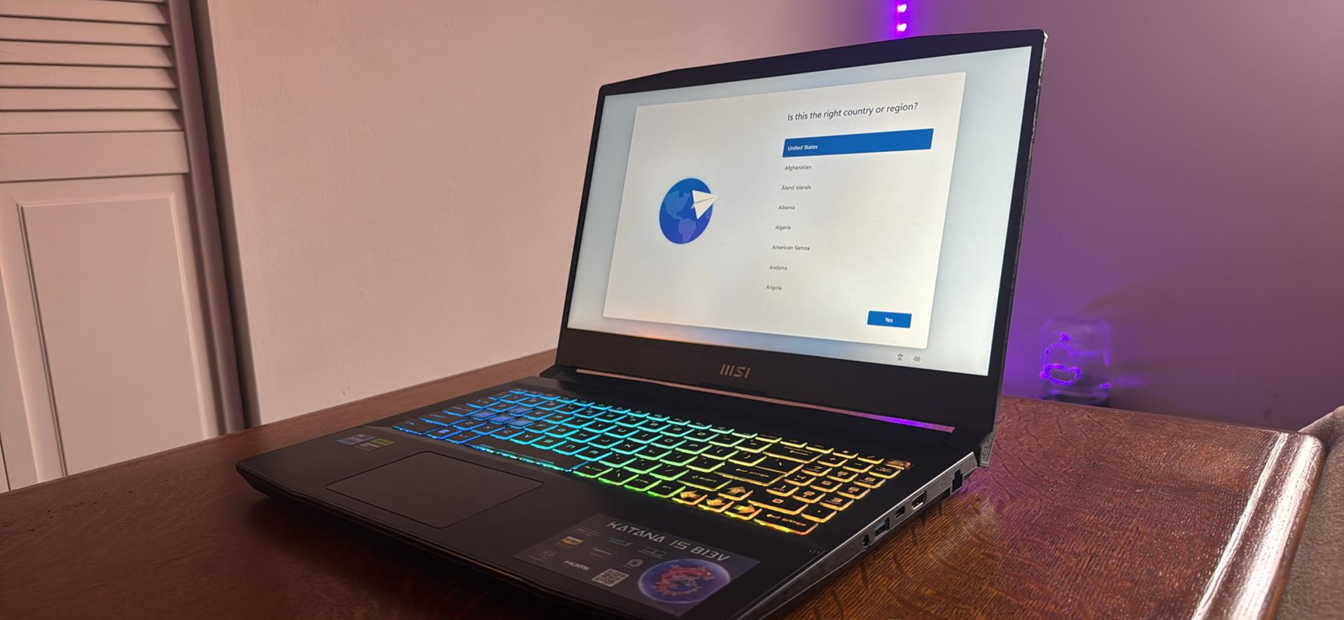 MSI Katana 15 B13v 15”