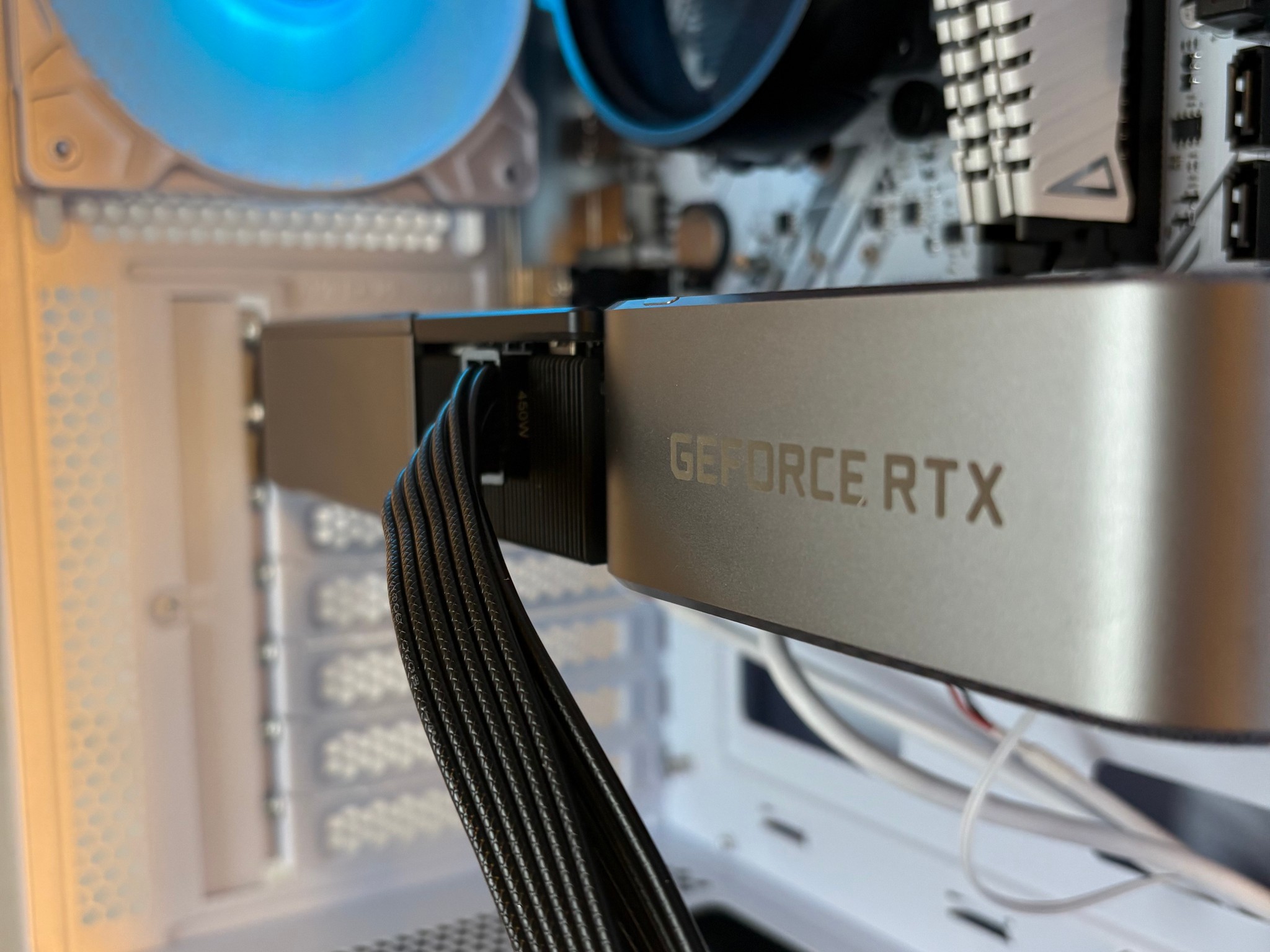 🥶🧊//Glacier Valley V2// - Ryzen 7 2700X, RTX 3070 Ti, 1TB SSD, 16GB🥶🧊